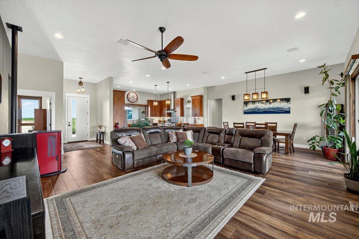 6255 Bennett Rd., Nampa, Idaho 83686, 3 Bedrooms, 3 Bathrooms, Residential For Sale, Price $1,275,000,MLS 98993021