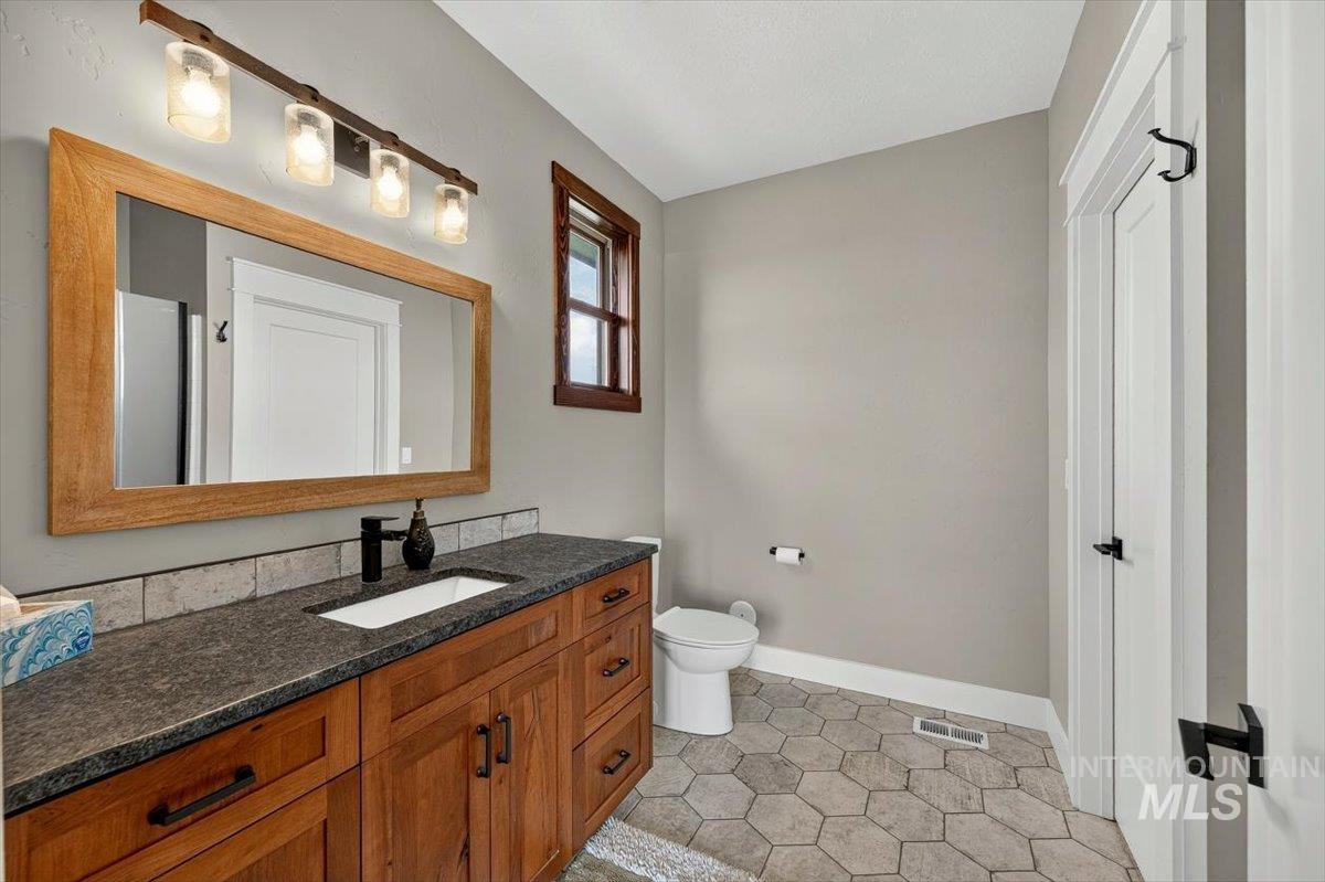 6255 Bennett Rd., Nampa, Idaho 83686, 3 Bedrooms, 3 Bathrooms, Residential For Sale, Price $1,275,000,MLS 98993021