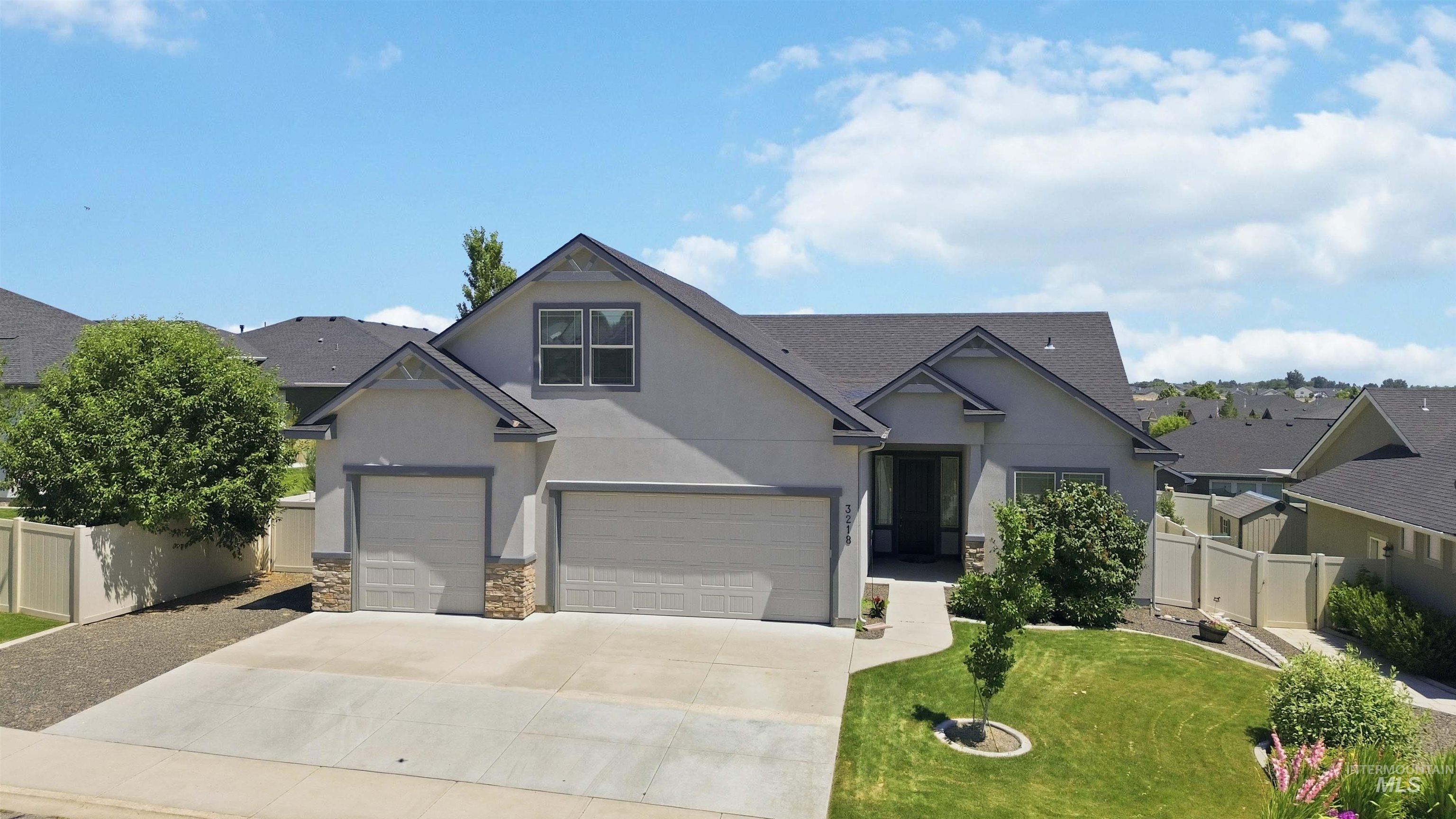 3218 N Cherry Laurel Way, Star, Idaho 83669, 4 Bedrooms, 3 Bathrooms, Residential For Sale, Price $719,900,MLS 98993022
