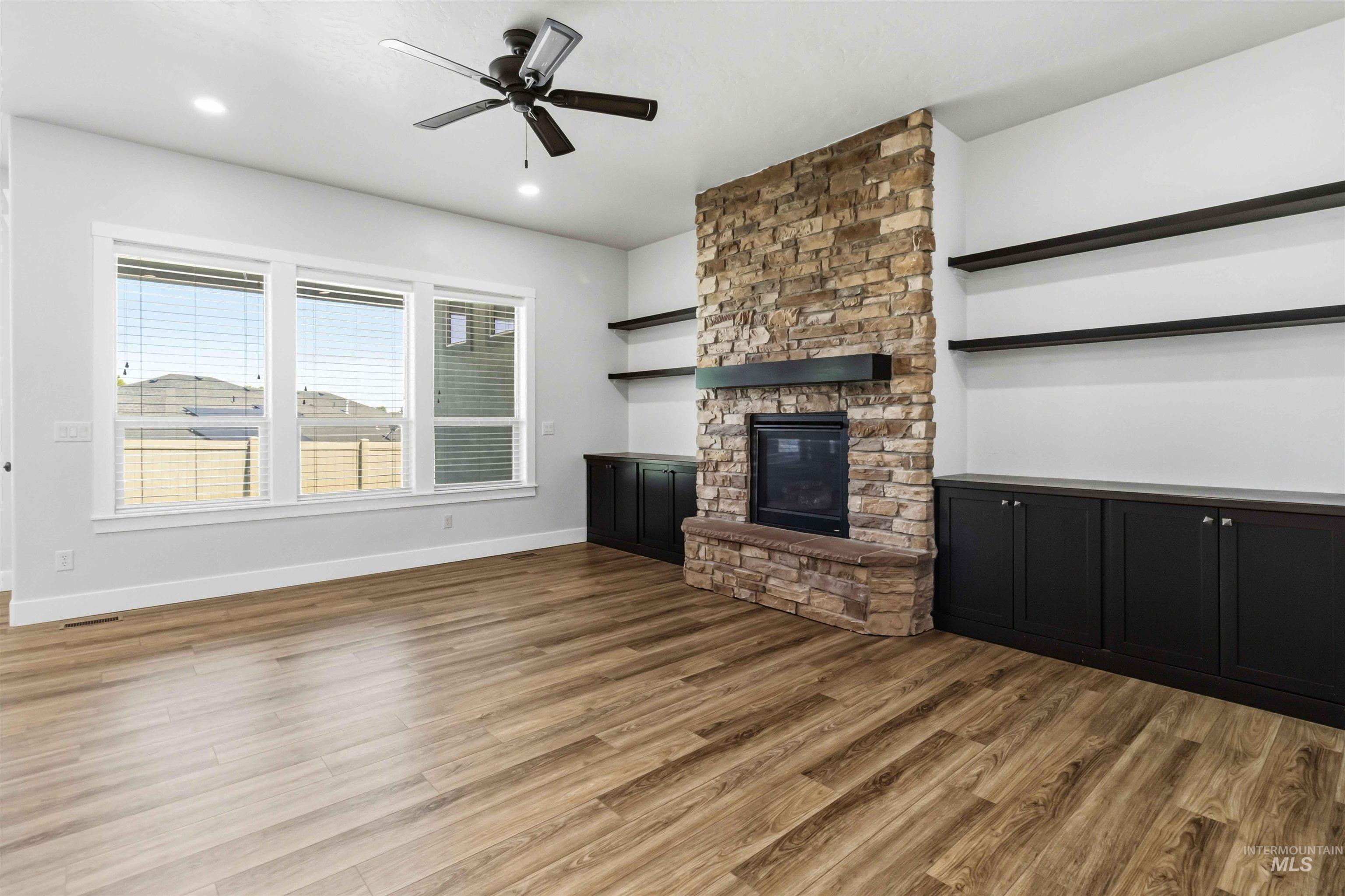 3218 N Cherry Laurel Way, Star, Idaho 83669, 4 Bedrooms, 3 Bathrooms, Residential For Sale, Price $719,900,MLS 98993022