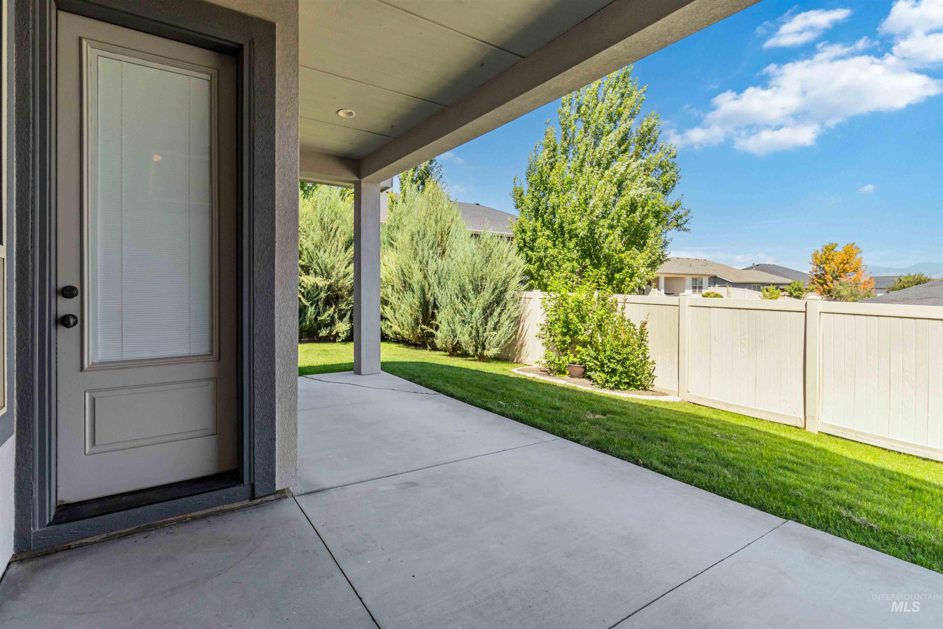 3218 N Cherry Laurel Way, Star, Idaho 83669, 4 Bedrooms, 3 Bathrooms, Residential For Sale, Price $719,900,MLS 98993022