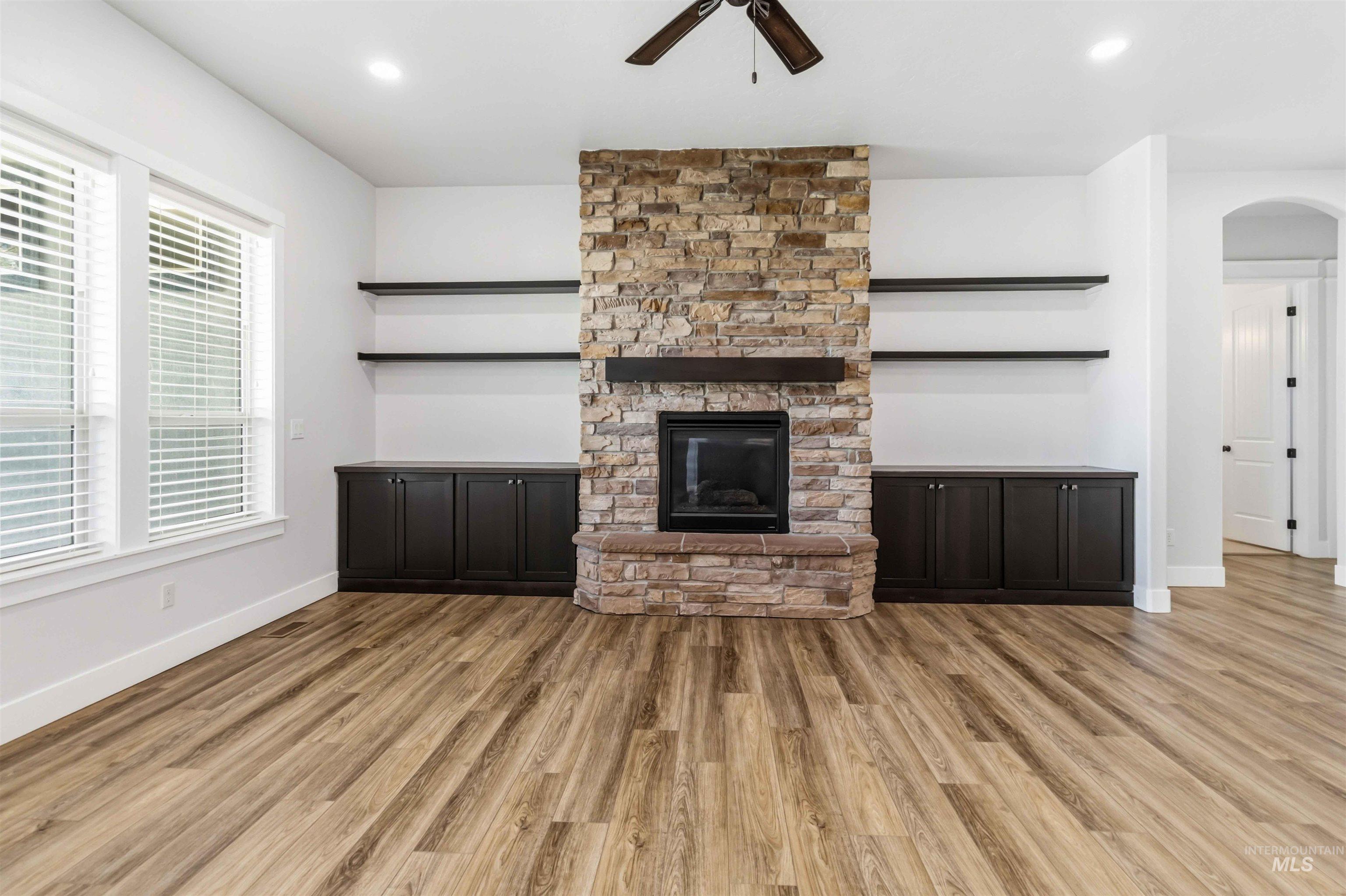 3218 N Cherry Laurel Way, Star, Idaho 83669, 4 Bedrooms, 3 Bathrooms, Residential For Sale, Price $719,900,MLS 98993022