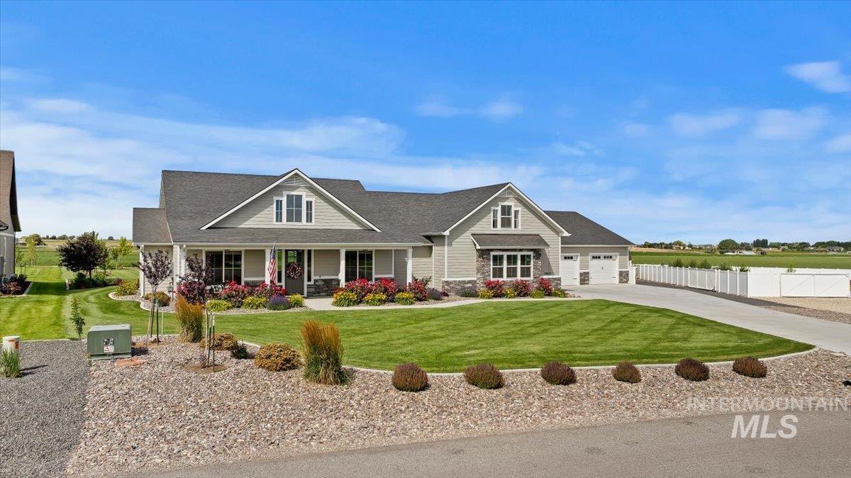 3833 Susan Cir W, Hansen, Idaho 83334-5501, 4 Bedrooms, 3 Bathrooms, Residential For Sale, Price $987,000,MLS 98993023