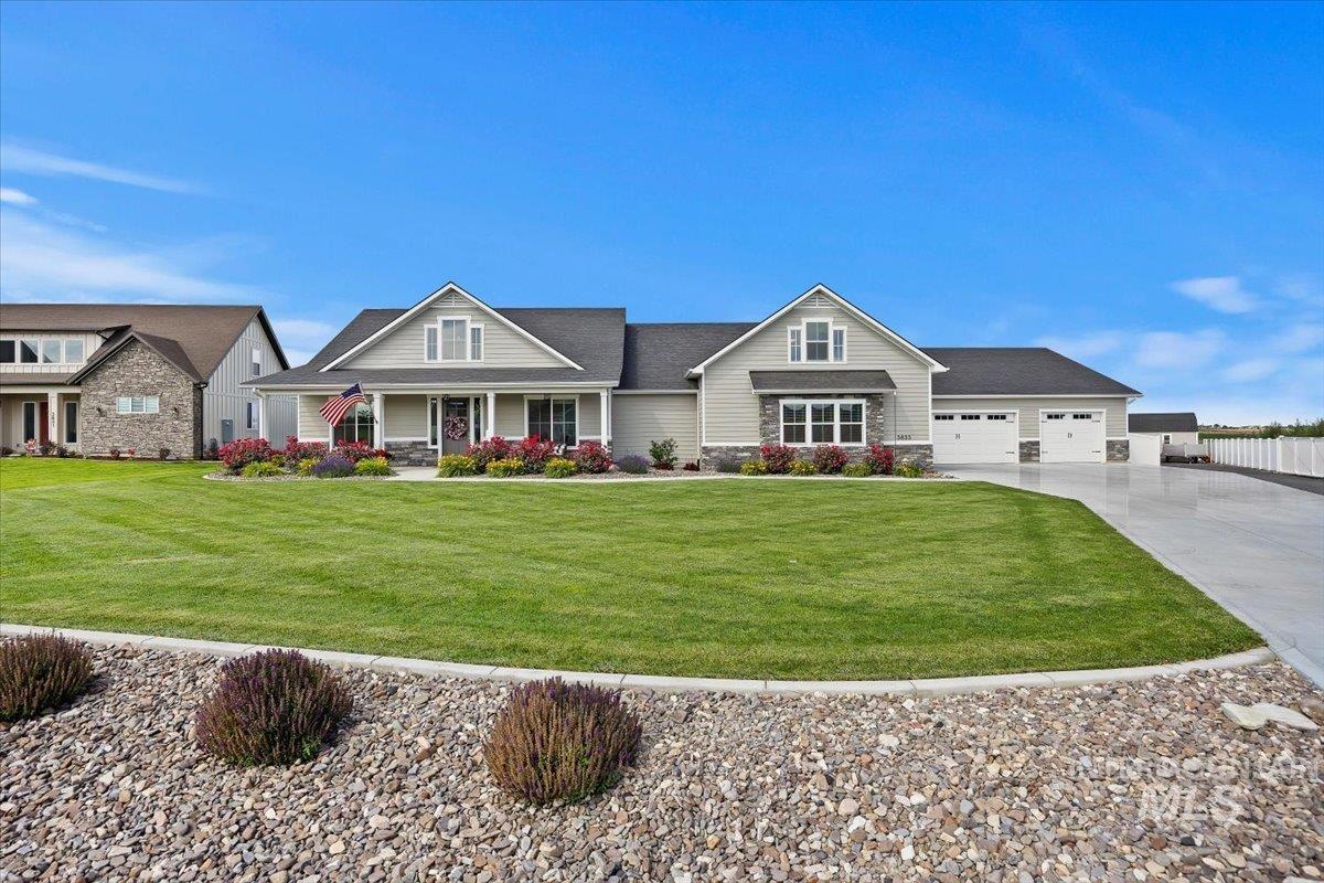 3833 Susan Cir W, Hansen, Idaho 83334-5501, 4 Bedrooms, 3 Bathrooms, Residential For Sale, Price $987,000, 98993023
