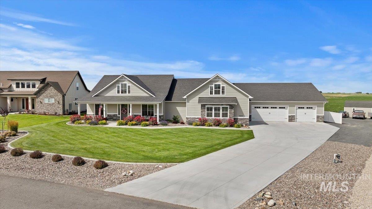 3833 Susan Cir W, Hansen, Idaho 83334-5501, 4 Bedrooms, 3 Bathrooms, Residential For Sale, Price $987,000, 98993023