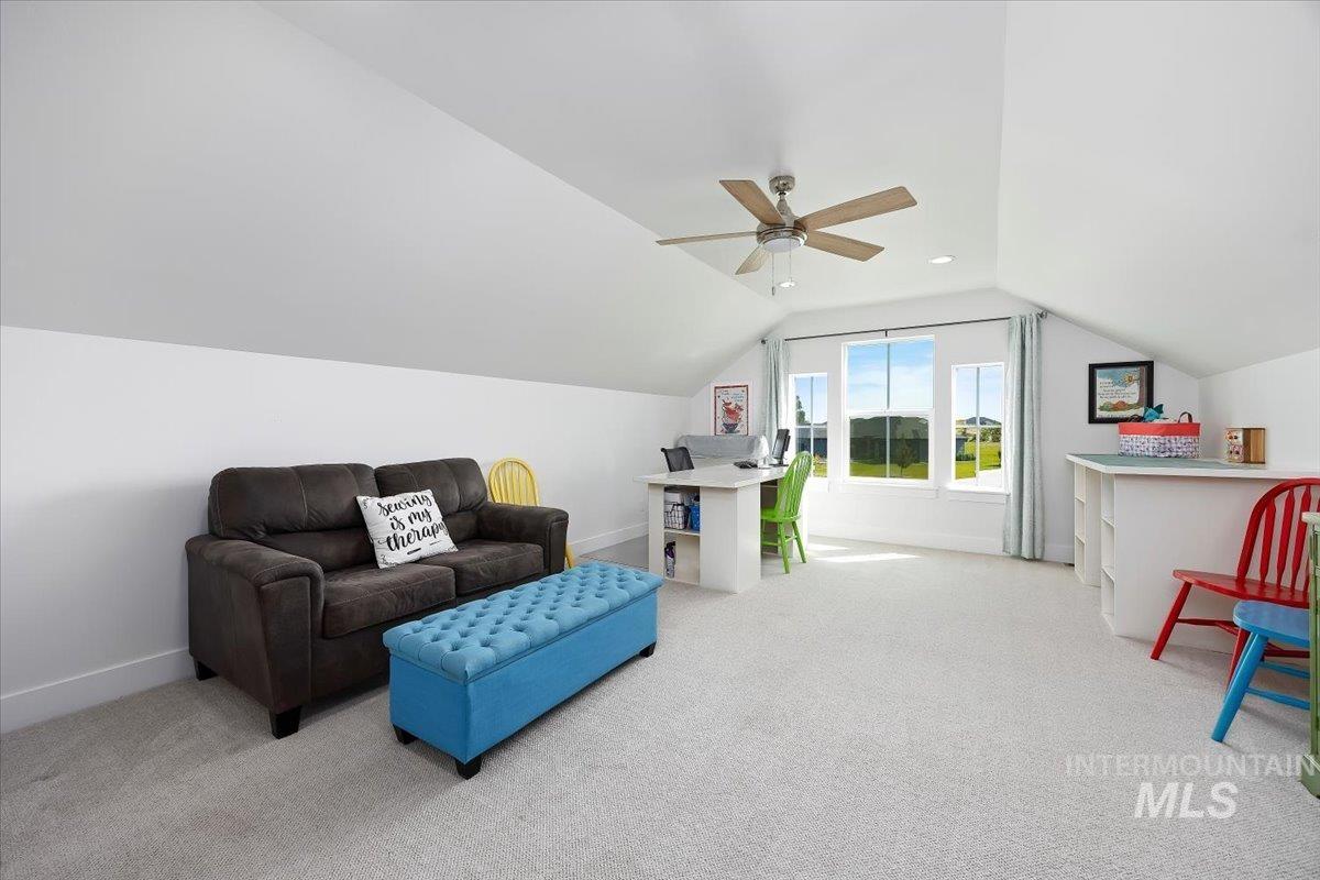3833 Susan Cir W, Hansen, Idaho 83334-5501, 4 Bedrooms, 3 Bathrooms, Residential For Sale, Price $987,000, 98993023