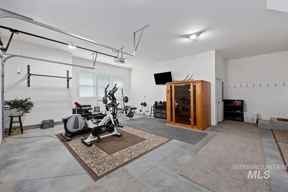 3833 Susan Cir W, Hansen, Idaho 83334-5501, 4 Bedrooms, 3 Bathrooms, Residential For Sale, Price $987,000, 98993023
