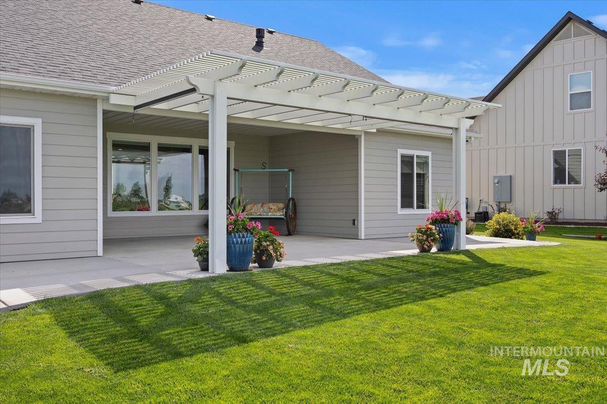 3833 Susan Cir W, Hansen, Idaho 83334-5501, 4 Bedrooms, 3 Bathrooms, Residential For Sale, Price $987,000, 98993023