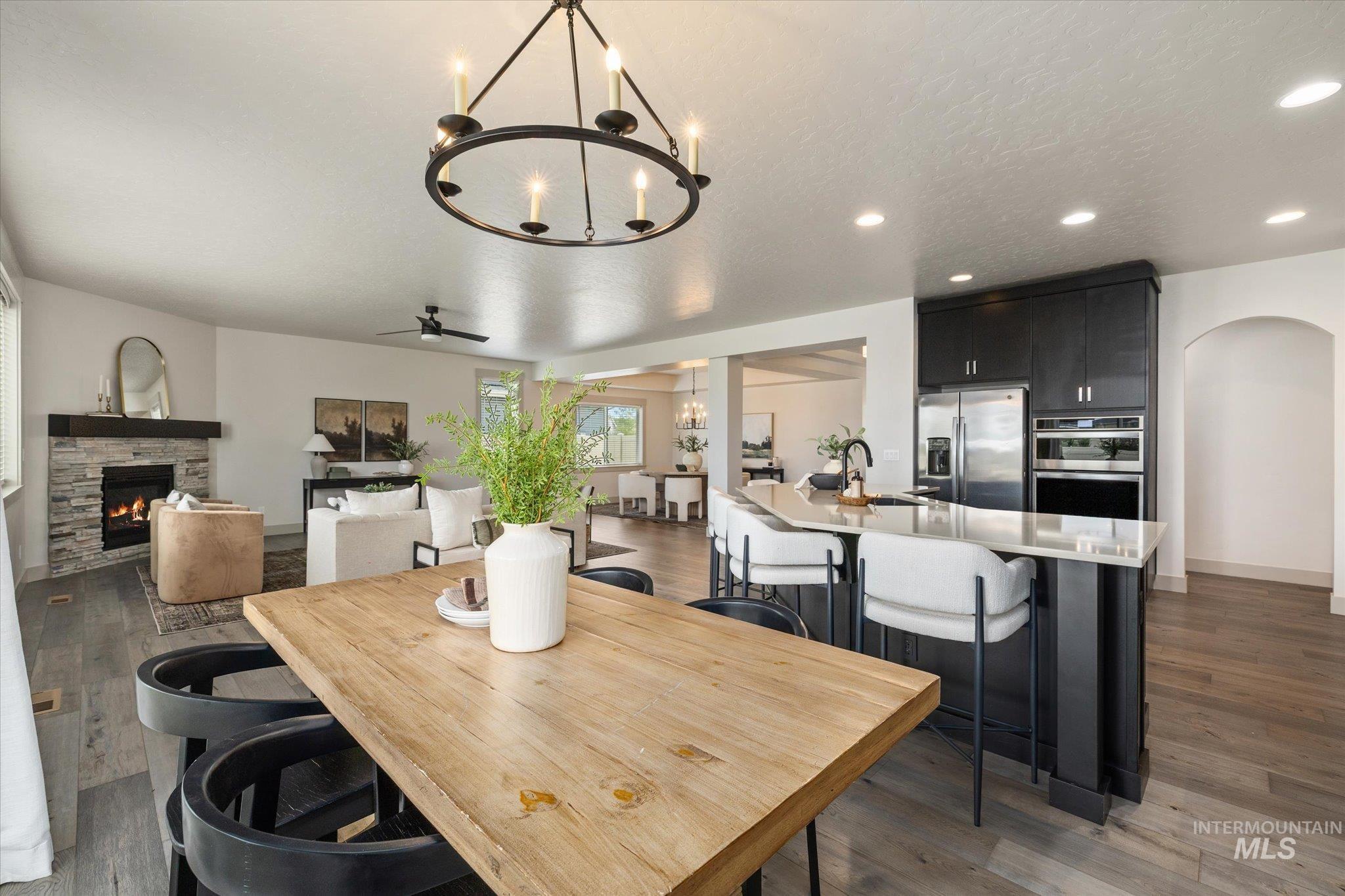 5854 W Avilla Dr, Meridian, Idaho 83646, 3 Bedrooms, 2.5 Bathrooms, Residential For Sale, Price $700,000,MLS 98993024