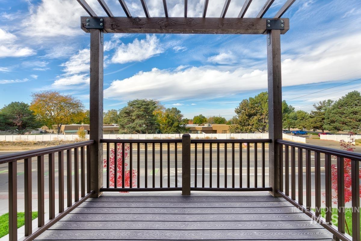 3143 N Network, Boise, Idaho 83704, 4 Bedrooms, 3.5 Bathrooms, Residential For Sale, Price $455,000, 98993025