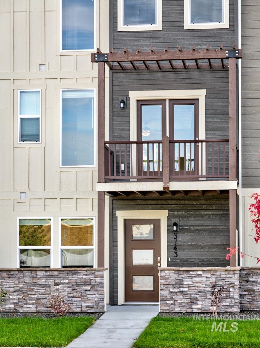 3143 N Network, Boise, Idaho 83704, 4 Bedrooms, 3.5 Bathrooms, Residential For Sale, Price $435,000, 98993025