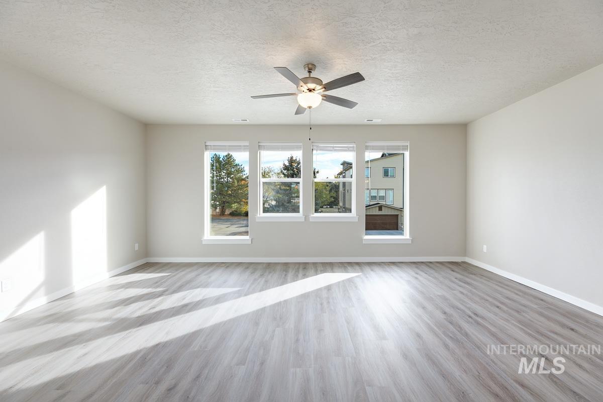 3143 N Network, Boise, Idaho 83704, 4 Bedrooms, 3.5 Bathrooms, Residential For Sale, Price $455,000, 98993025