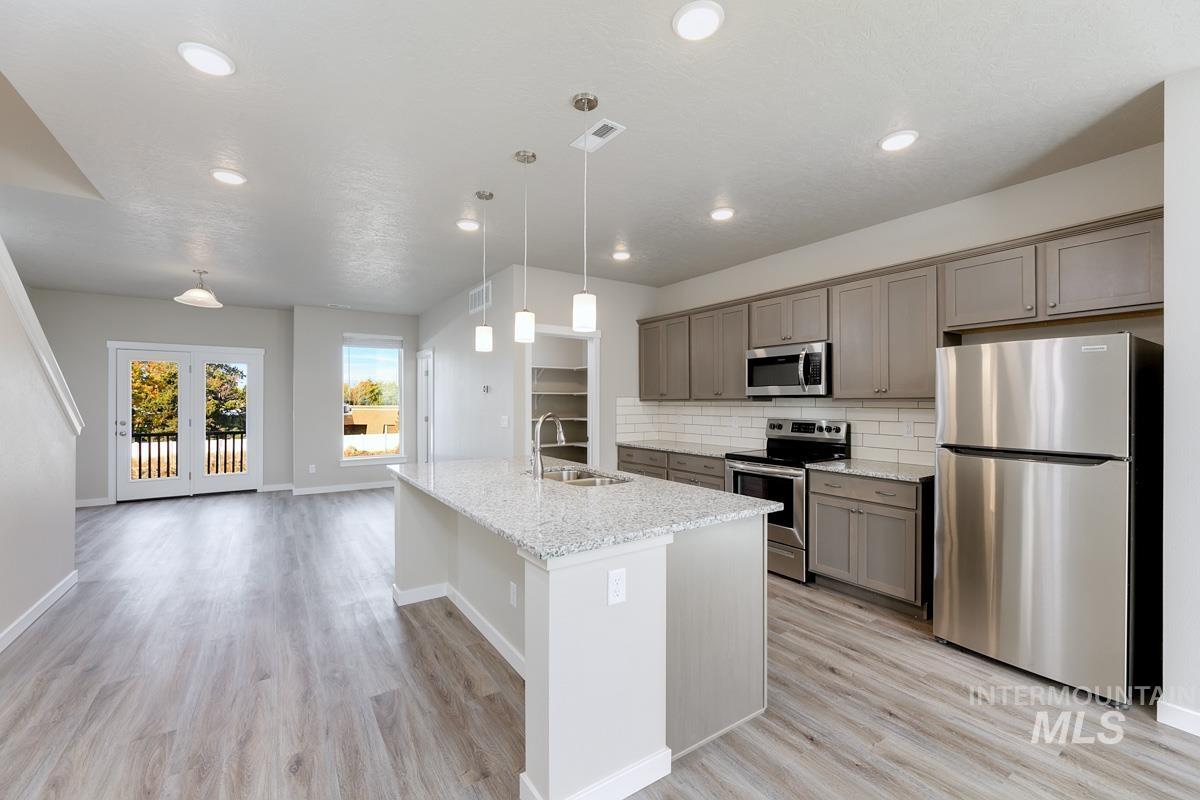 3143 N Network, Boise, Idaho 83704, 4 Bedrooms, 3.5 Bathrooms, Residential For Sale, Price $455,000, 98993025