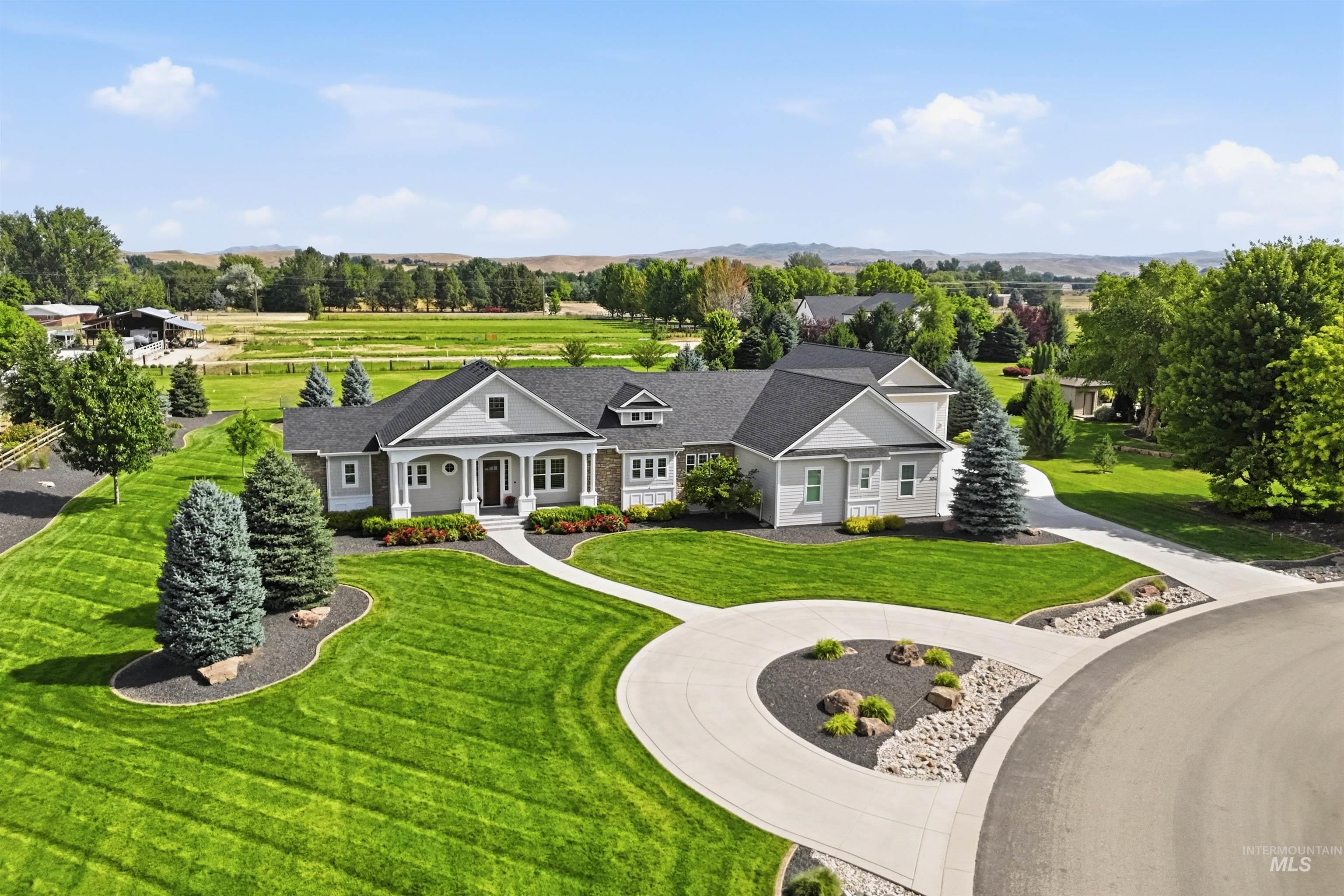 3054 W Caliber Court, Eagle, Idaho 83616, 4 Bedrooms, 4 Bathrooms, Residential For Sale, Price $1,975,000,MLS 98993026