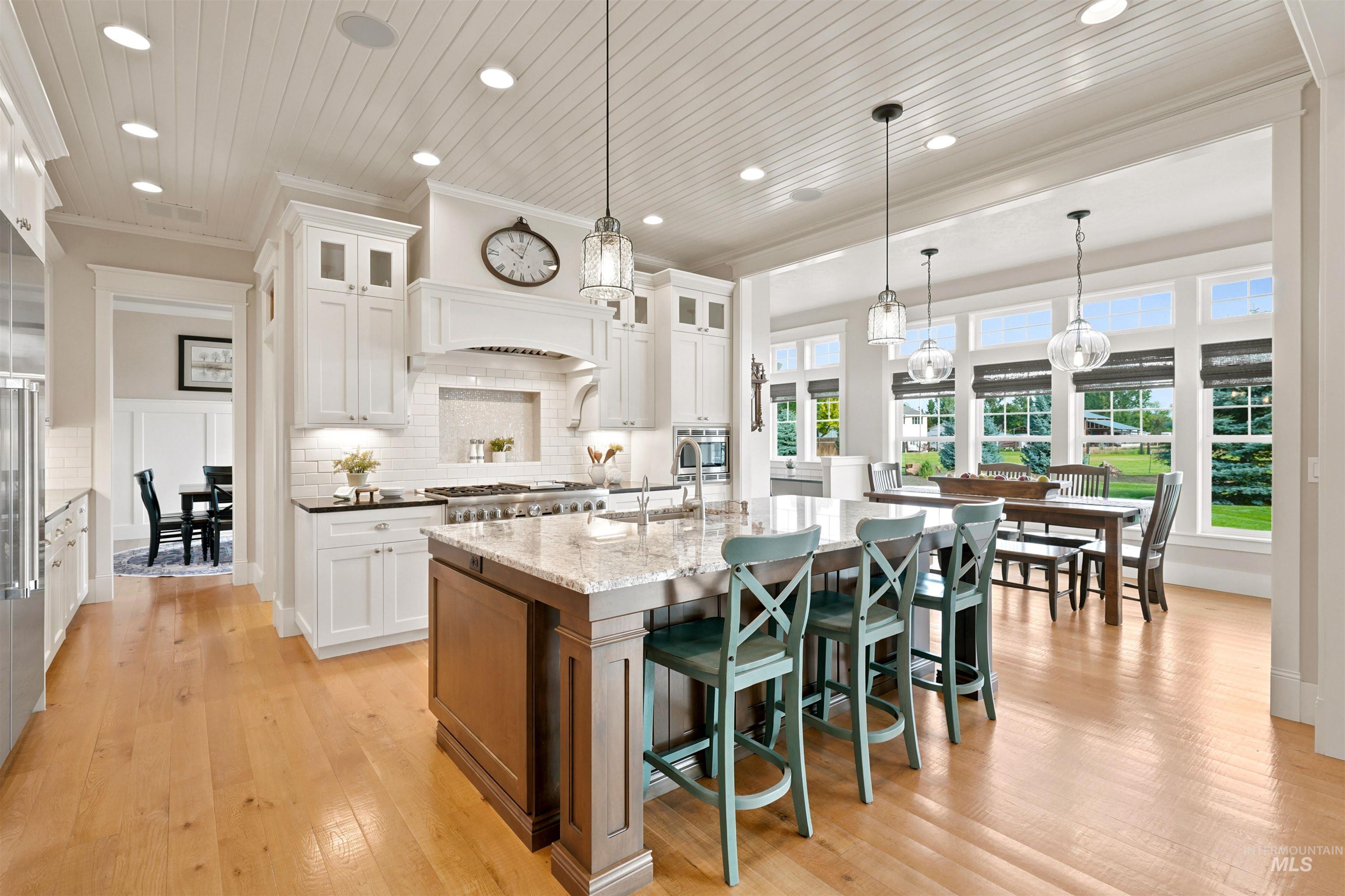 3054 W Caliber Court, Eagle, Idaho 83616, 4 Bedrooms, 4 Bathrooms, Residential For Sale, Price $1,975,000,MLS 98993026