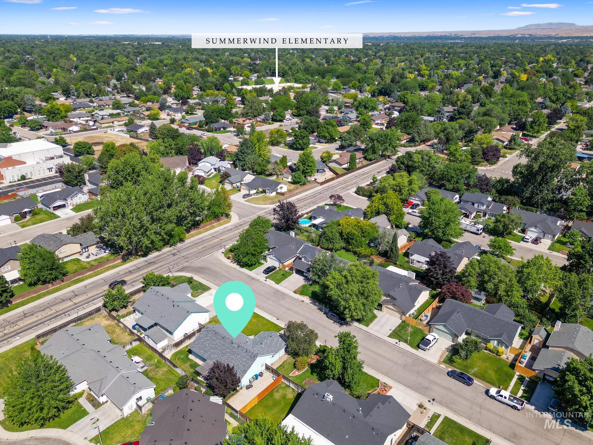 9749 W Toni st, Boise, Idaho 83704, 3 Bedrooms, 2 Bathrooms, Residential For Sale, Price $425,000, 98993027