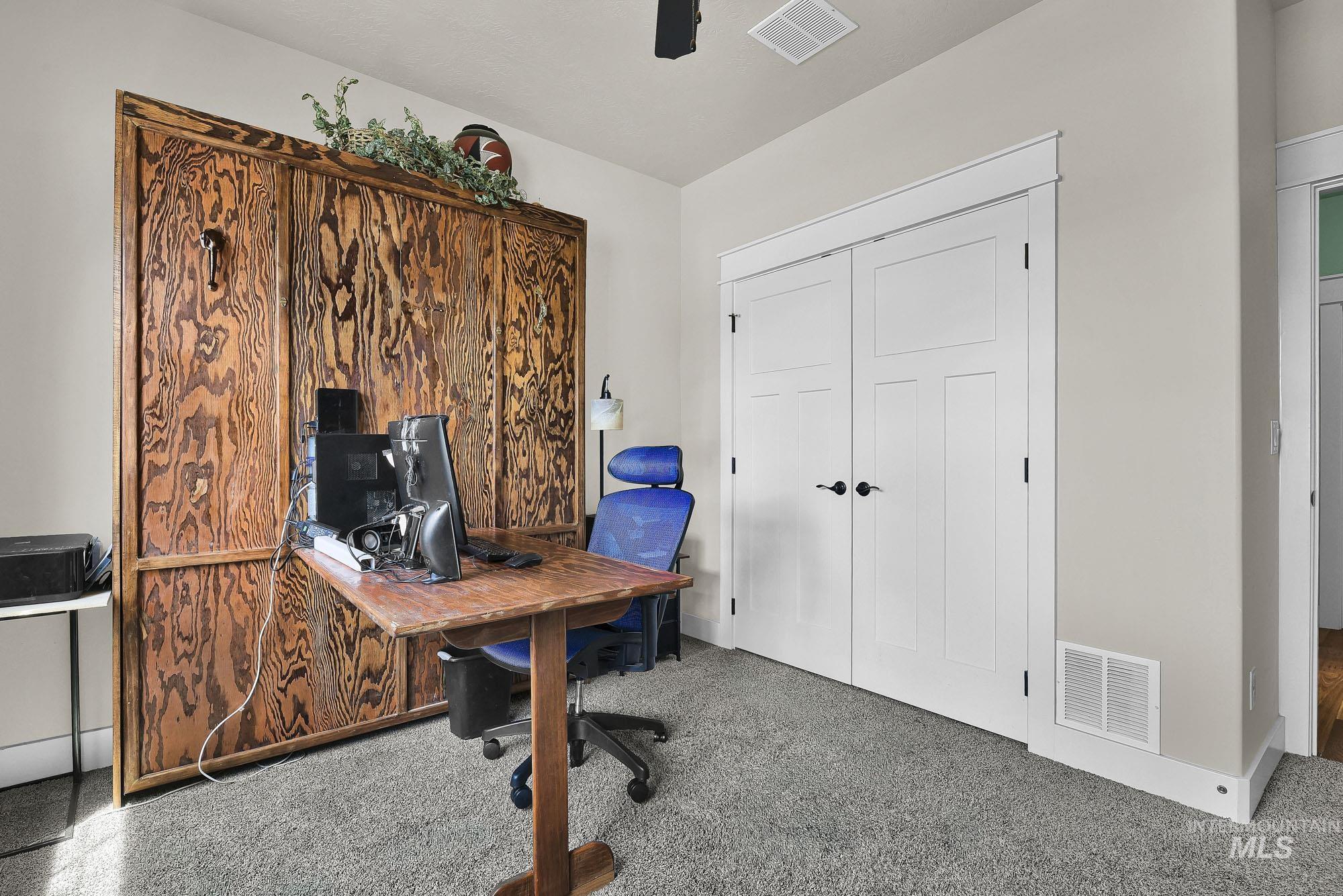 220 S Wildgrass, Star, Idaho 83669, 3 Bedrooms, 2.5 Bathrooms, Residential For Sale, Price $824,980, 98993029