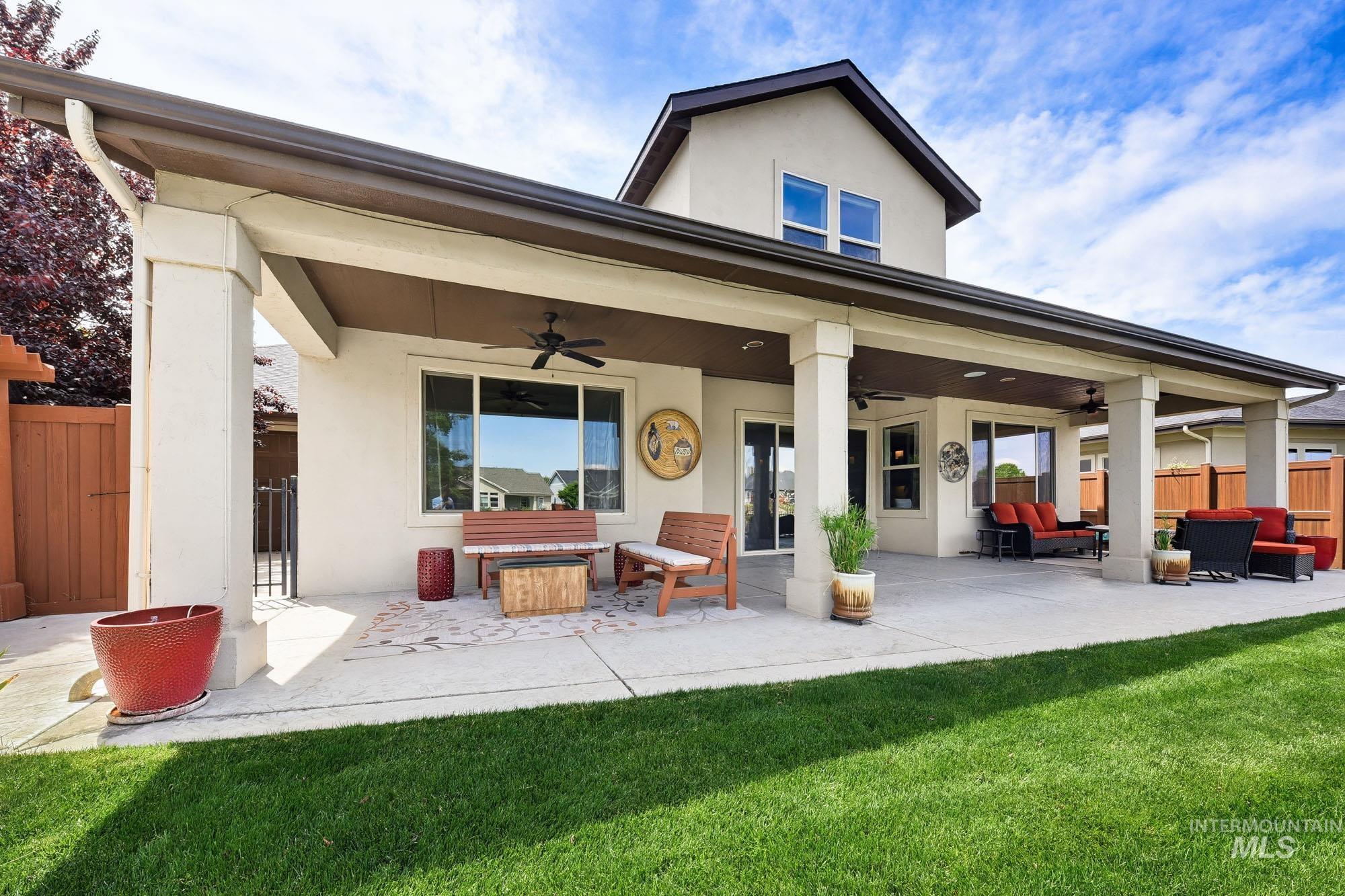 220 S Wildgrass, Star, Idaho 83669, 3 Bedrooms, 2.5 Bathrooms, Residential For Sale, Price $824,980, 98993029