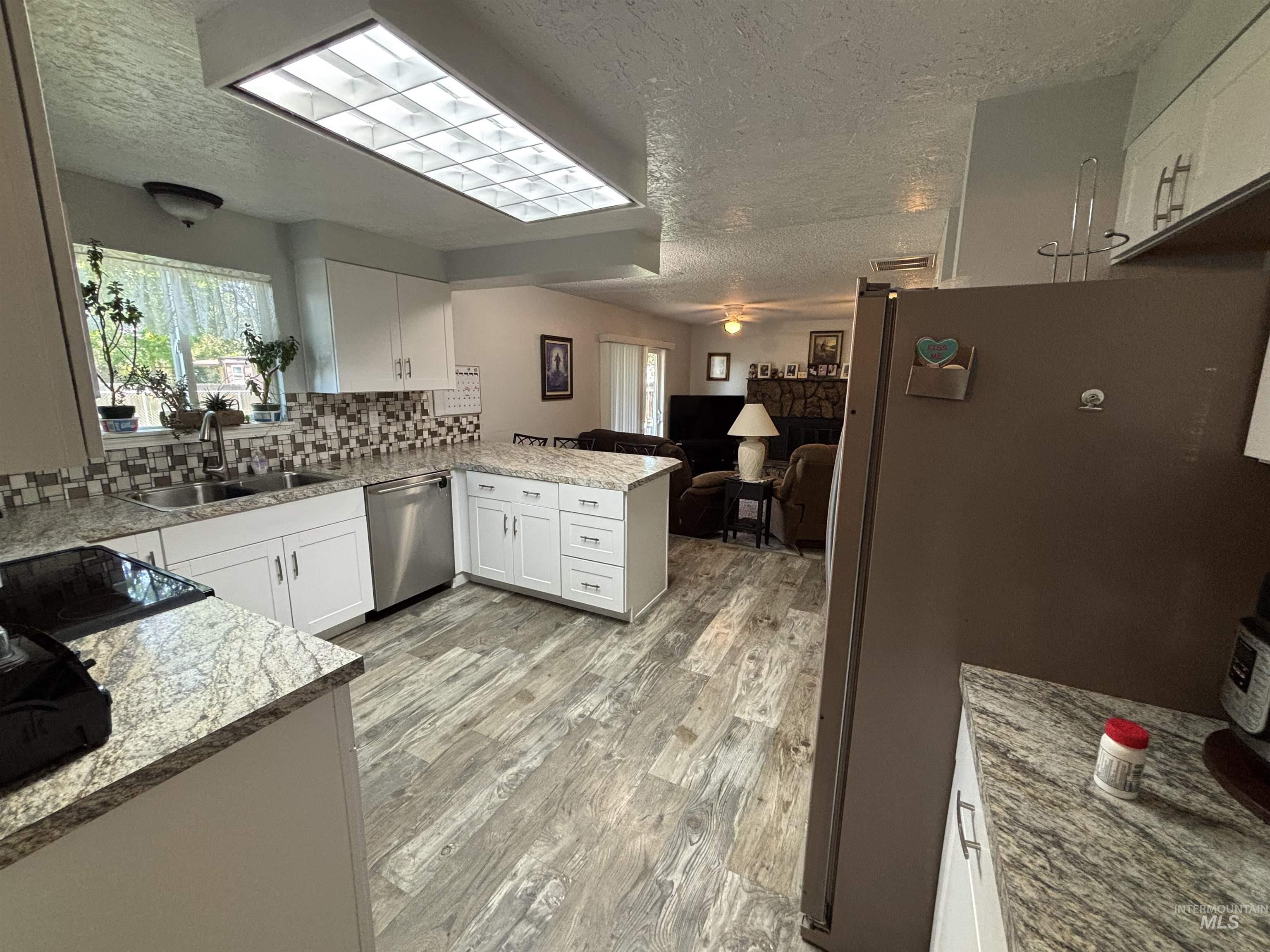 1135 S Haskett, Mountain Home, Idaho 83647, 3 Bedrooms, 2.5 Bathrooms, Residential For Sale, Price $359,900,MLS 98993031