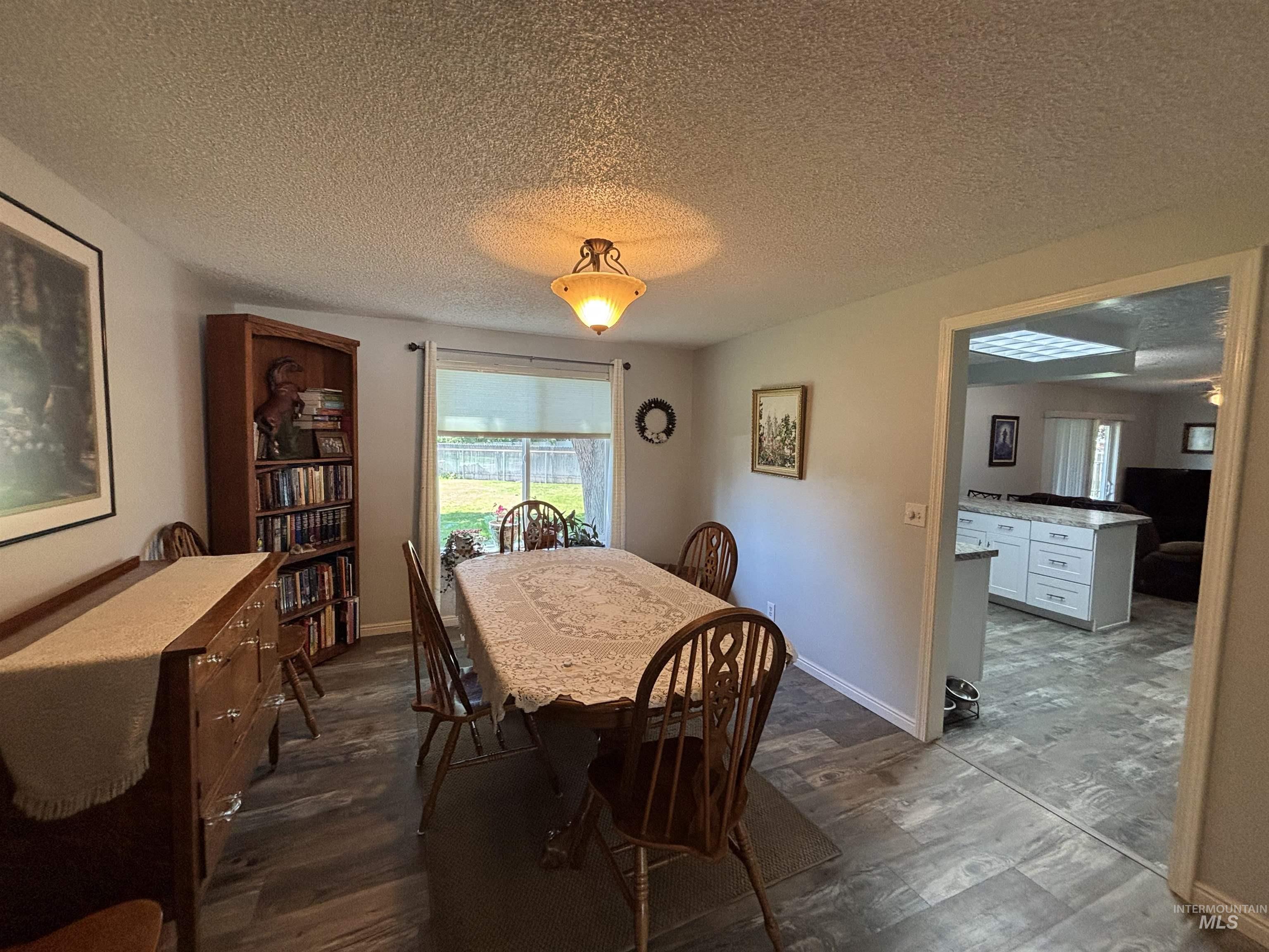1135 S Haskett, Mountain Home, Idaho 83647, 3 Bedrooms, 2.5 Bathrooms, Residential For Sale, Price $359,900,MLS 98993031
