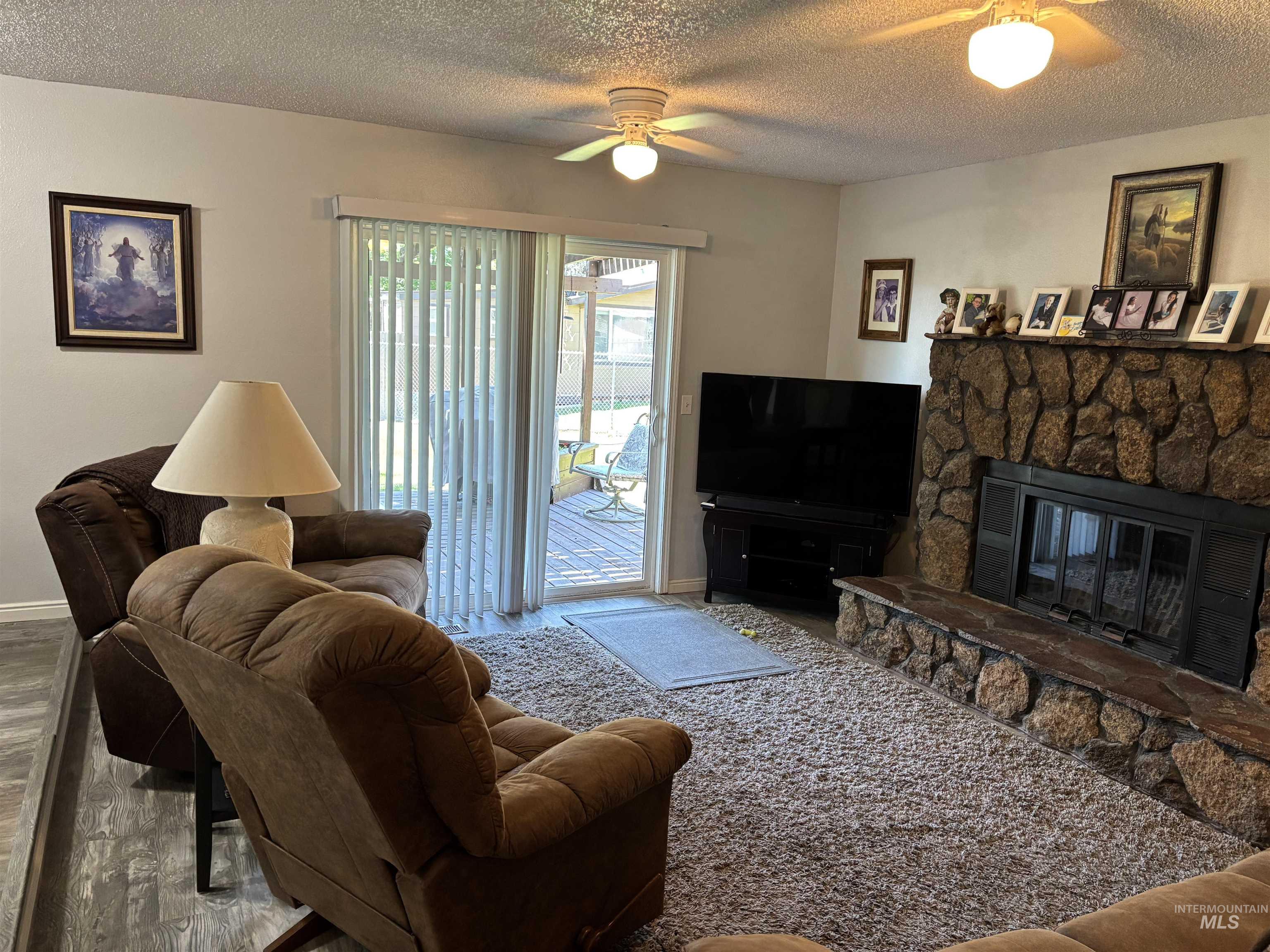 1135 S Haskett, Mountain Home, Idaho 83647, 3 Bedrooms, 2.5 Bathrooms, Residential For Sale, Price $359,900,MLS 98993031