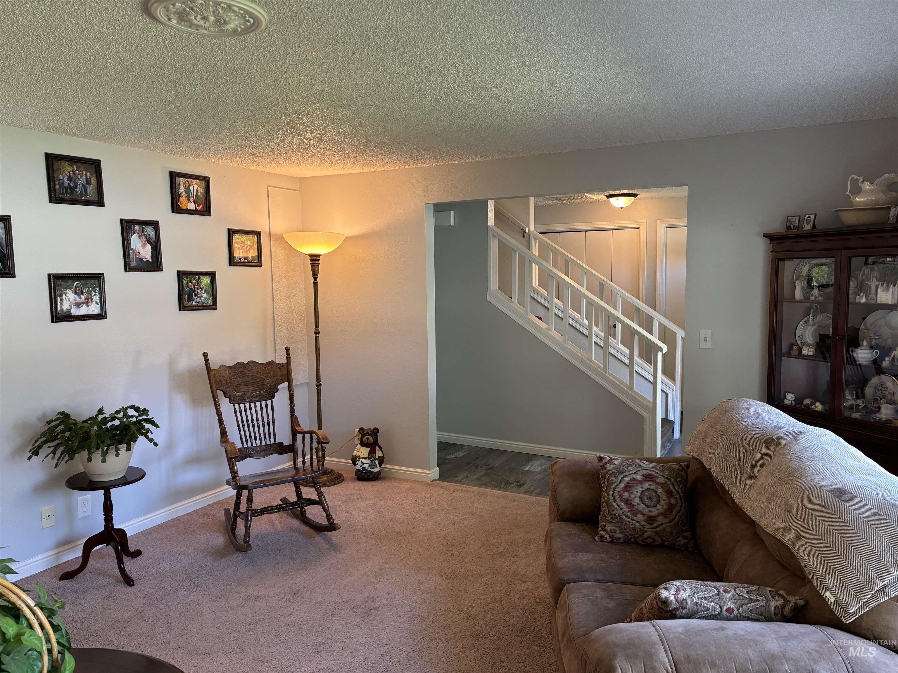 1135 S Haskett, Mountain Home, Idaho 83647, 3 Bedrooms, 2.5 Bathrooms, Residential For Sale, Price $359,900,MLS 98993031
