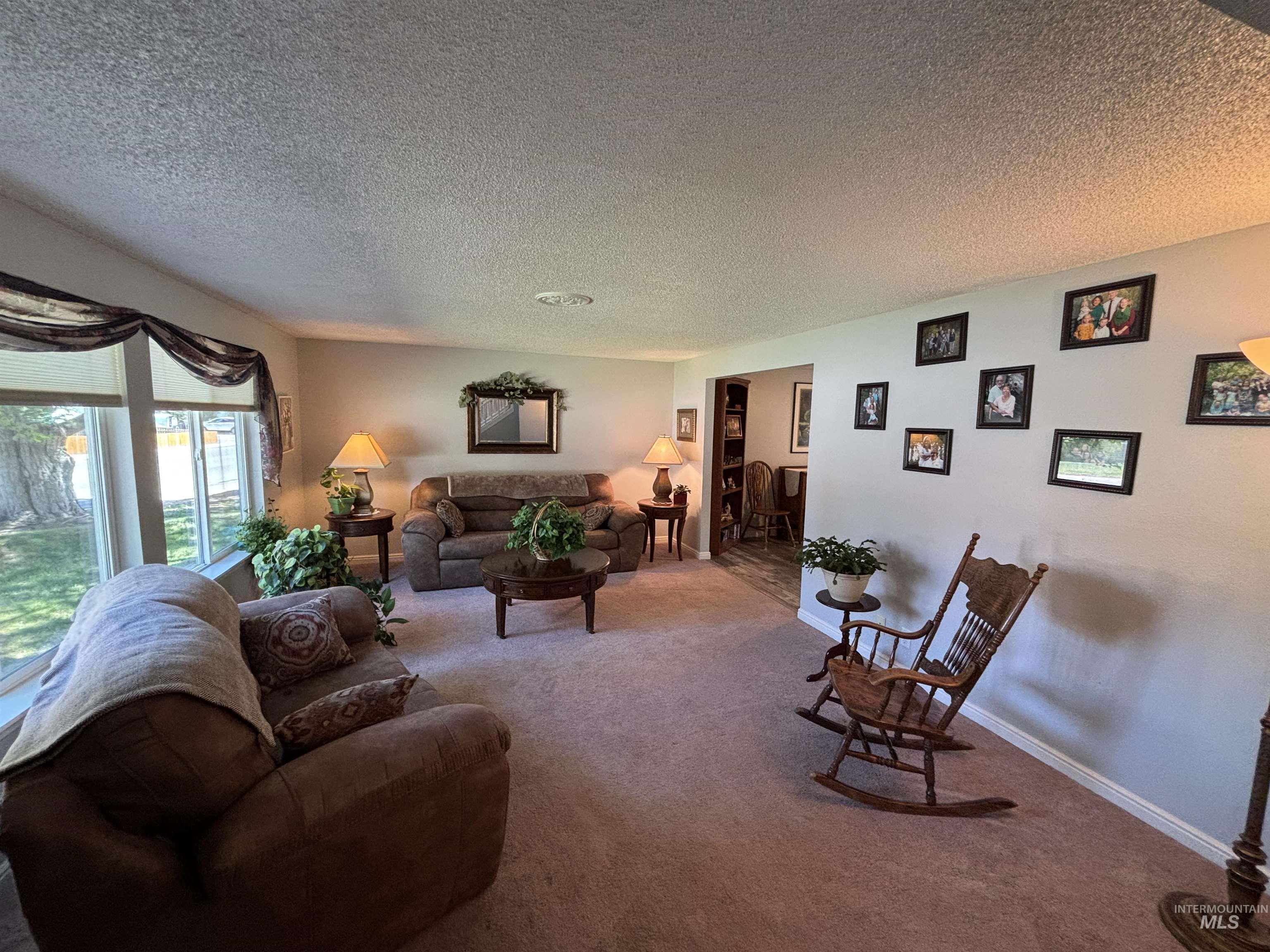 1135 S Haskett, Mountain Home, Idaho 83647, 3 Bedrooms, 2.5 Bathrooms, Residential For Sale, Price $359,900,MLS 98993031