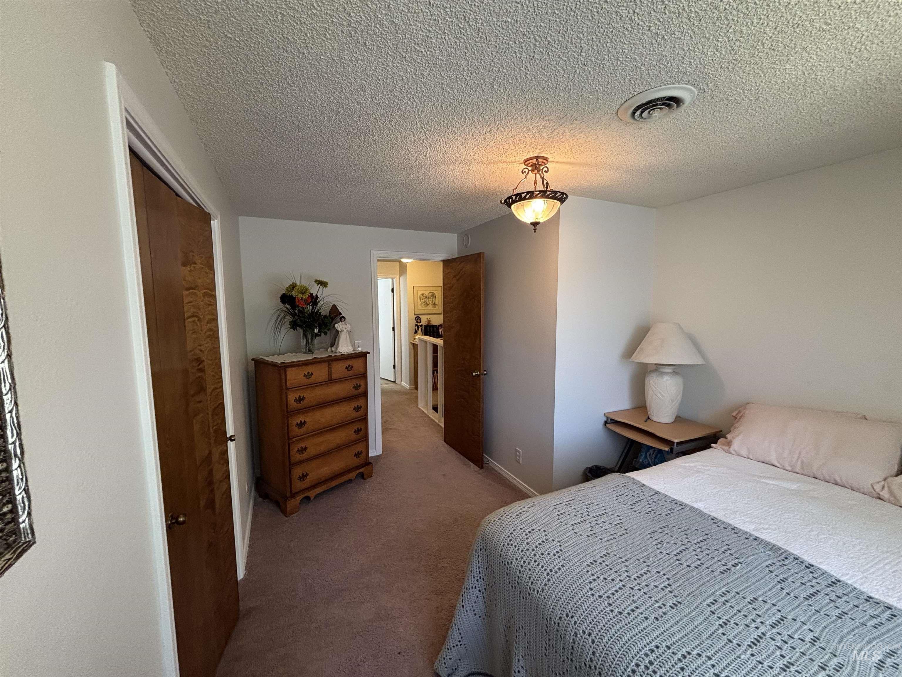 1135 S Haskett, Mountain Home, Idaho 83647, 3 Bedrooms, 2.5 Bathrooms, Residential For Sale, Price $359,900,MLS 98993031