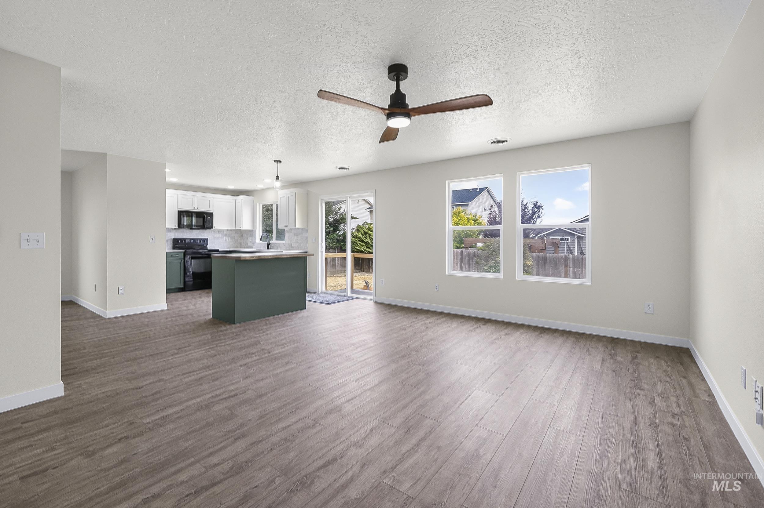 4415 Duke St, Caldwell, Idaho 83607, 3 Bedrooms, 2.5 Bathrooms, Residential For Sale, Price $395,000, 98993032