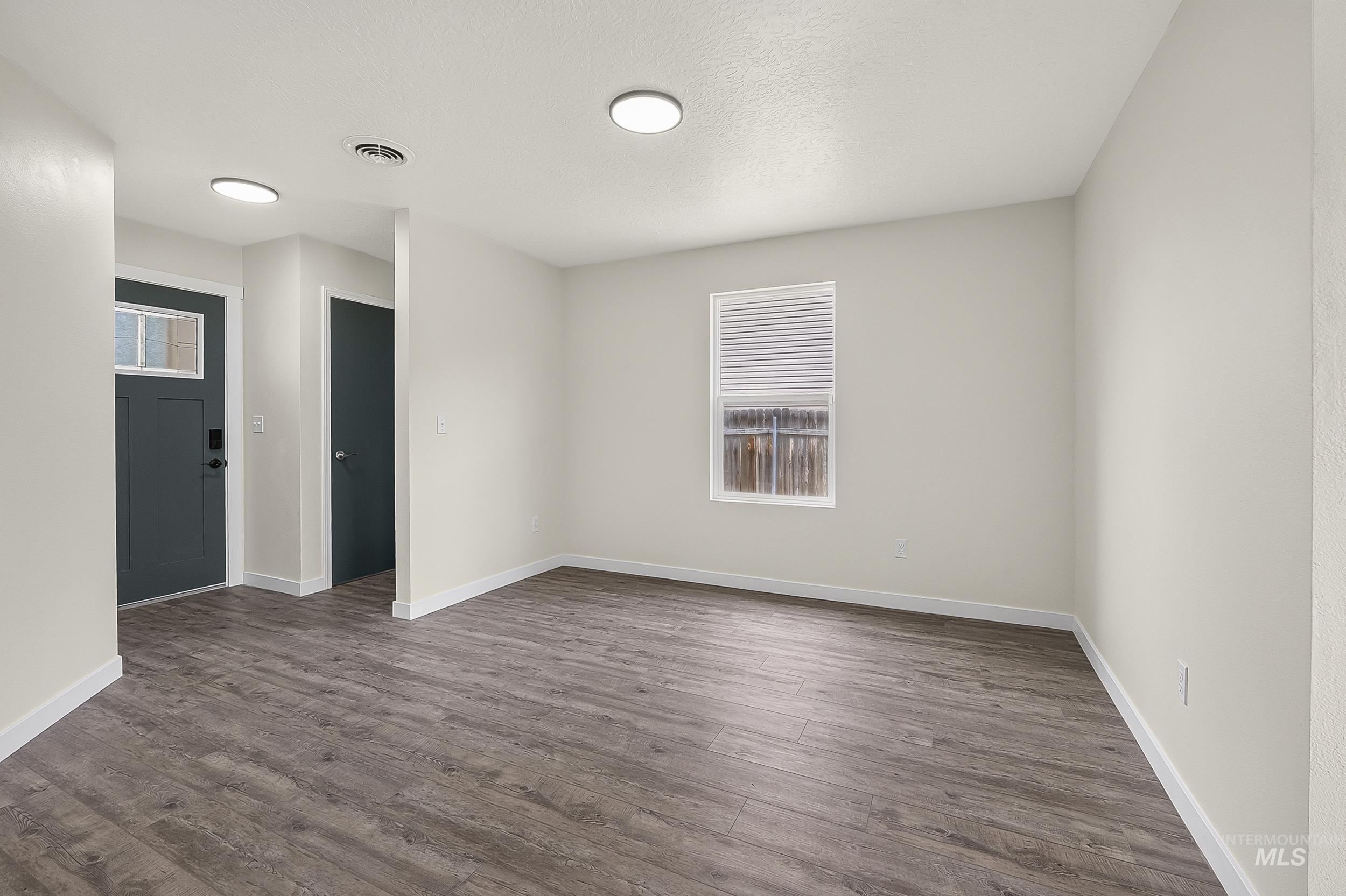 4415 Duke St, Caldwell, Idaho 83607, 3 Bedrooms, 2.5 Bathrooms, Residential For Sale, Price $384,000,MLS 98993032