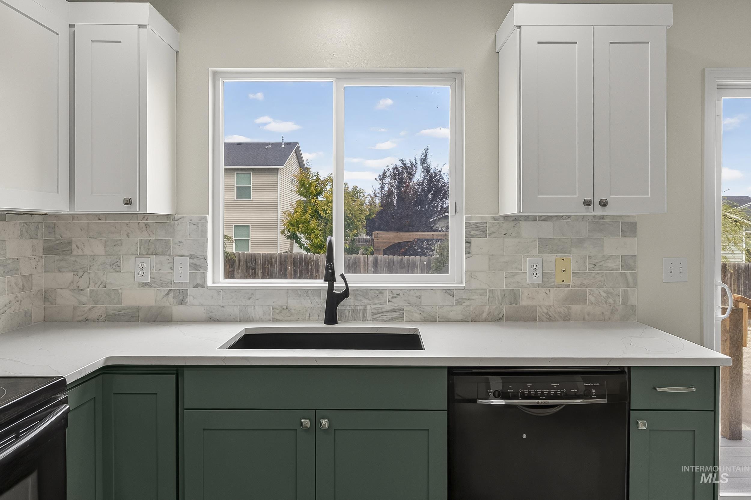 4415 Duke St, Caldwell, Idaho 83607, 3 Bedrooms, 2.5 Bathrooms, Residential For Sale, Price $384,000,MLS 98993032
