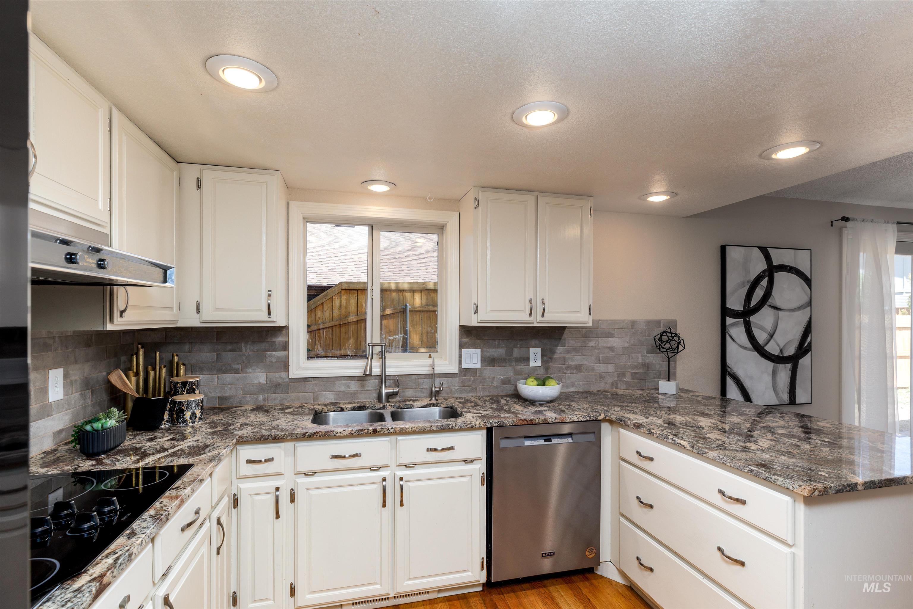 409 S Old Quarry Way, Boise, Idaho 83709, 4 Bedrooms, 3 Bathrooms, Residential For Sale, Price $499,900, 98993034