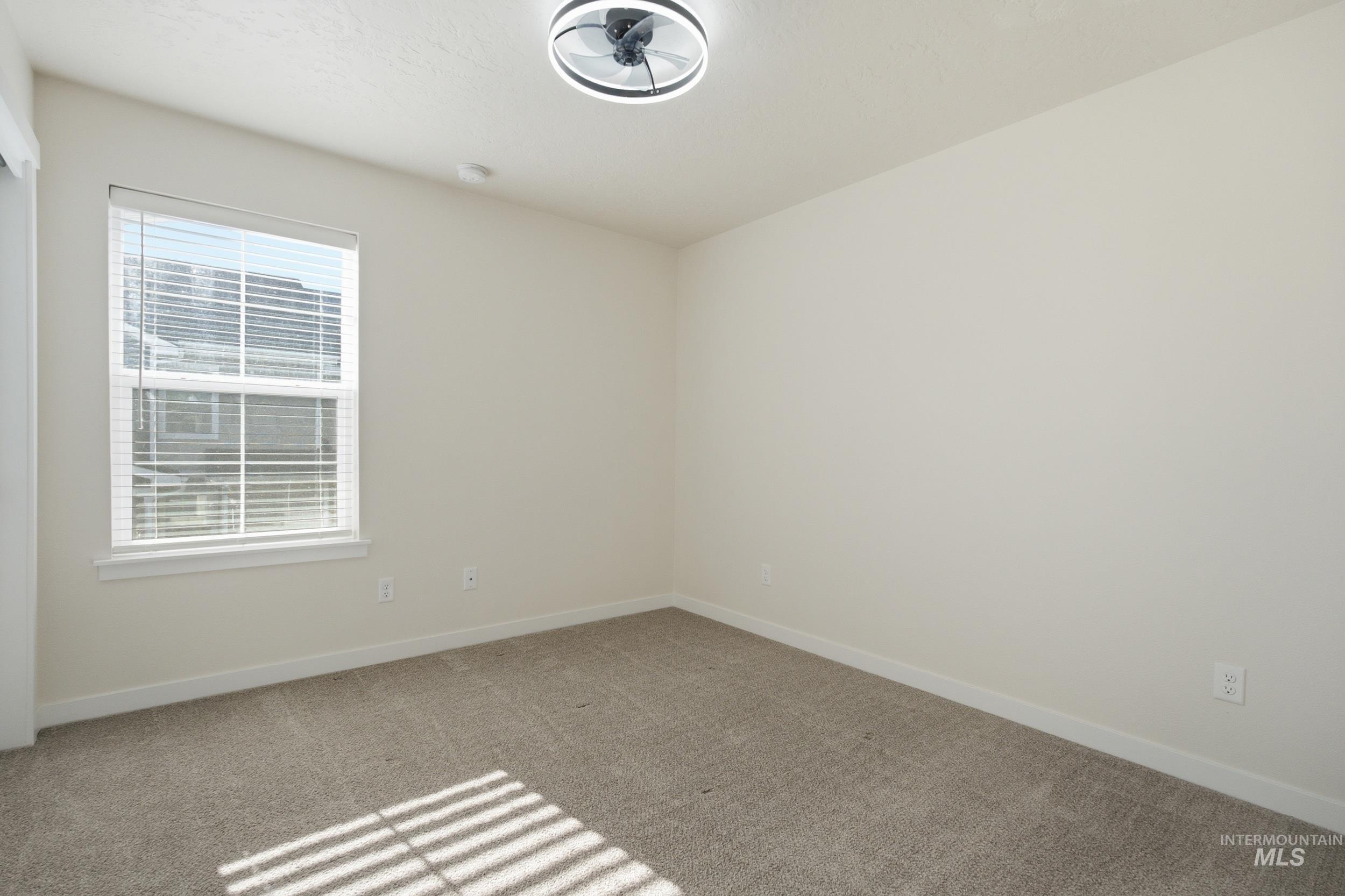 2330 E Spice Loop, Nampa, Idaho 83687, 3 Bedrooms, 3 Bathrooms, Residential For Sale, Price $340,000,MLS 98993035