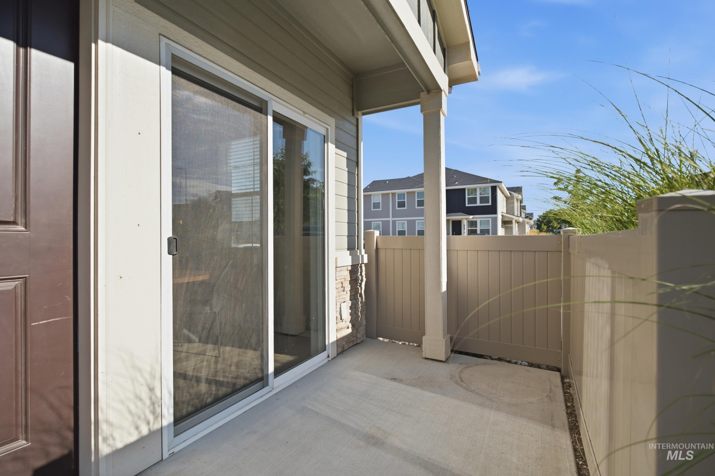 2330 E Spice Loop, Nampa, Idaho 83687, 3 Bedrooms, 3 Bathrooms, Residential For Sale, Price $340,000,MLS 98993035