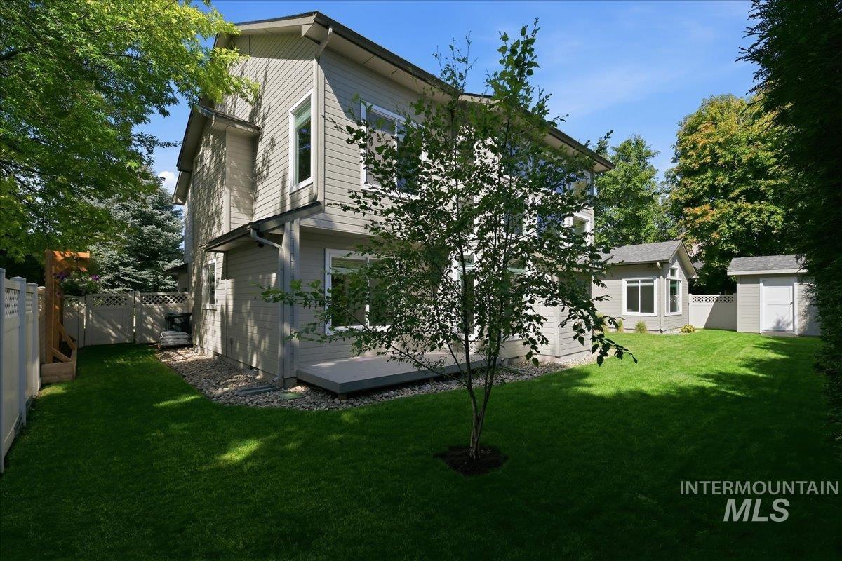 2334 W Grassy Branch Dr, Meridian, Idaho 83646, 4 Bedrooms, 2.5 Bathrooms, Residential For Sale, Price $739,900,MLS 98993037