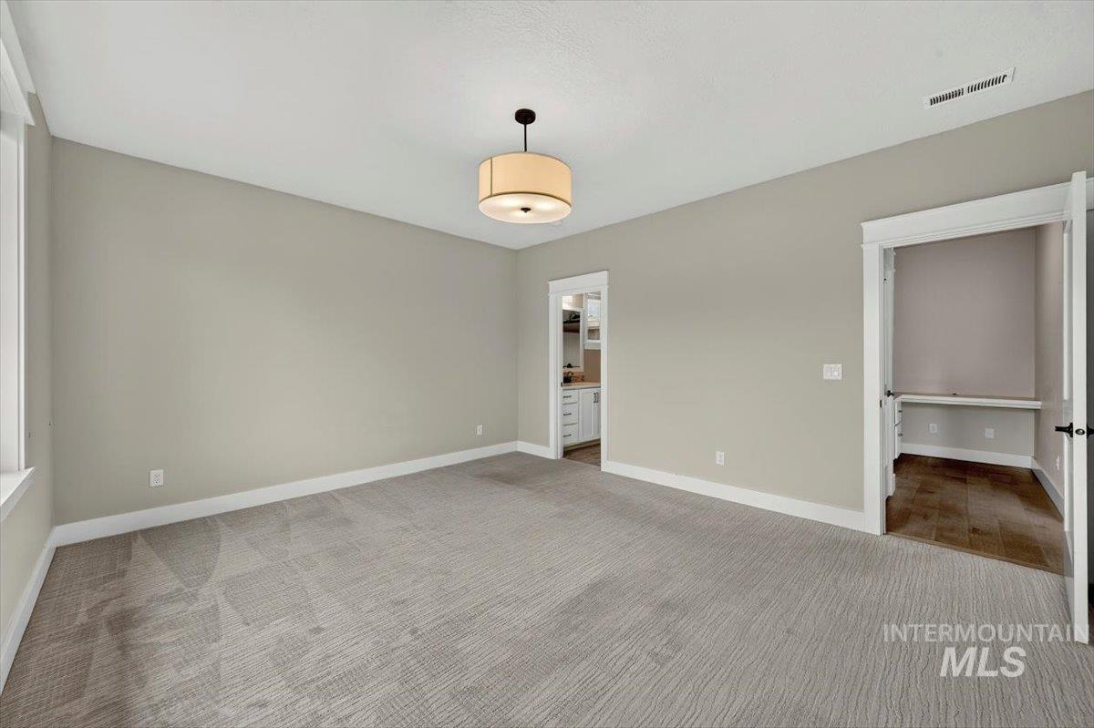 535 E Radiant Ridge St, Meridian, Idaho 83642, 5 Bedrooms, 3.5 Bathrooms, Residential For Sale, Price $959,000, 98993038