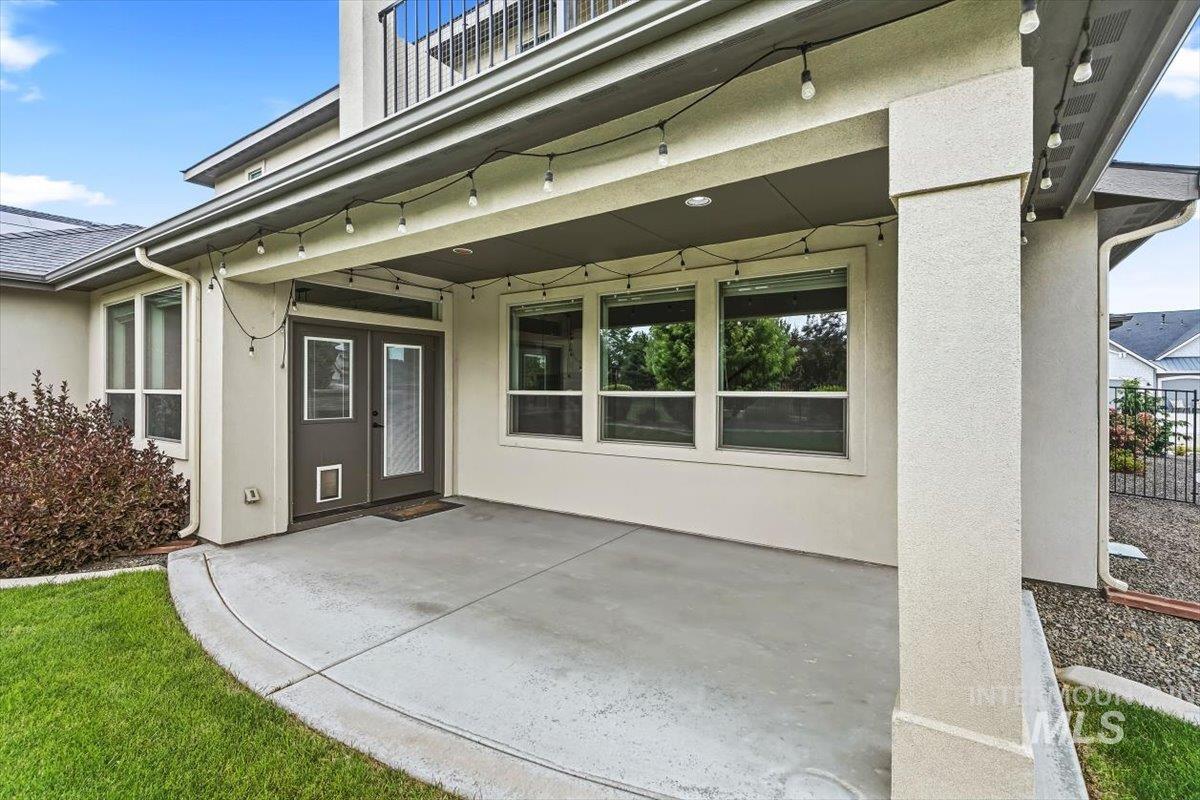 535 E Radiant Ridge St, Meridian, Idaho 83642, 5 Bedrooms, 3.5 Bathrooms, Residential For Sale, Price $959,000, 98993038
