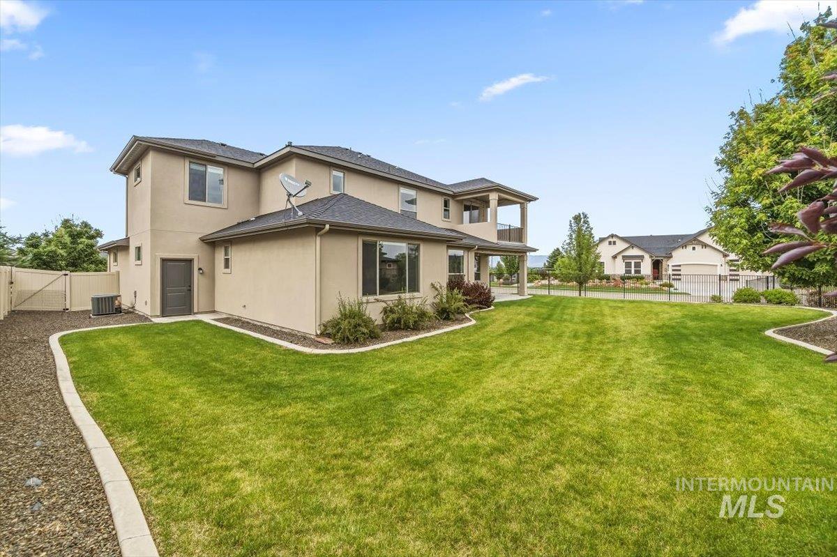 535 E Radiant Ridge St, Meridian, Idaho 83642, 5 Bedrooms, 3.5 Bathrooms, Residential For Sale, Price $959,000, 98993038