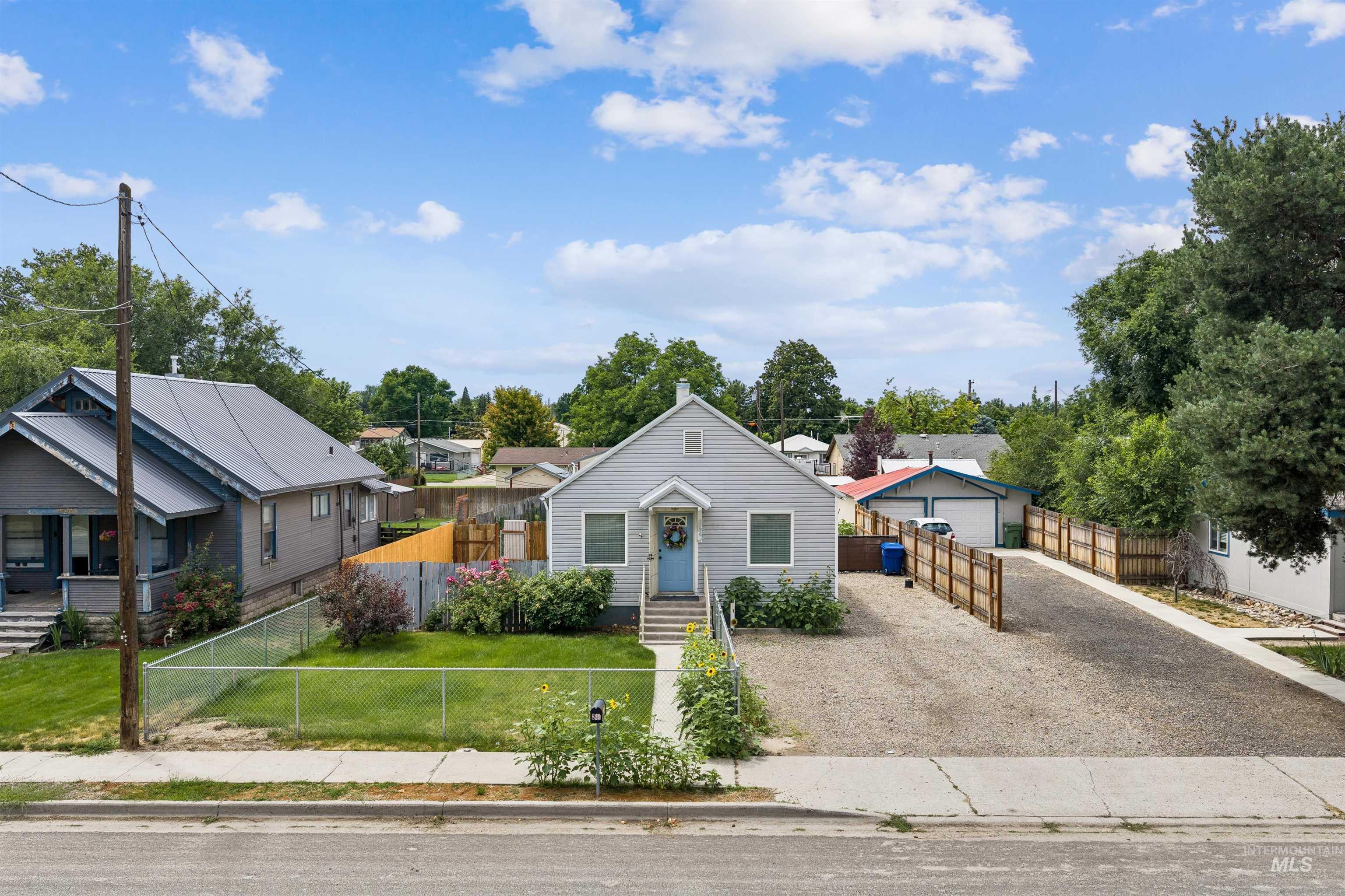 839 N 6th Street, Payette, Idaho 83661, 3 Bedrooms, 2 Bathrooms, Residential For Sale, Price $259,900,MLS 98993039