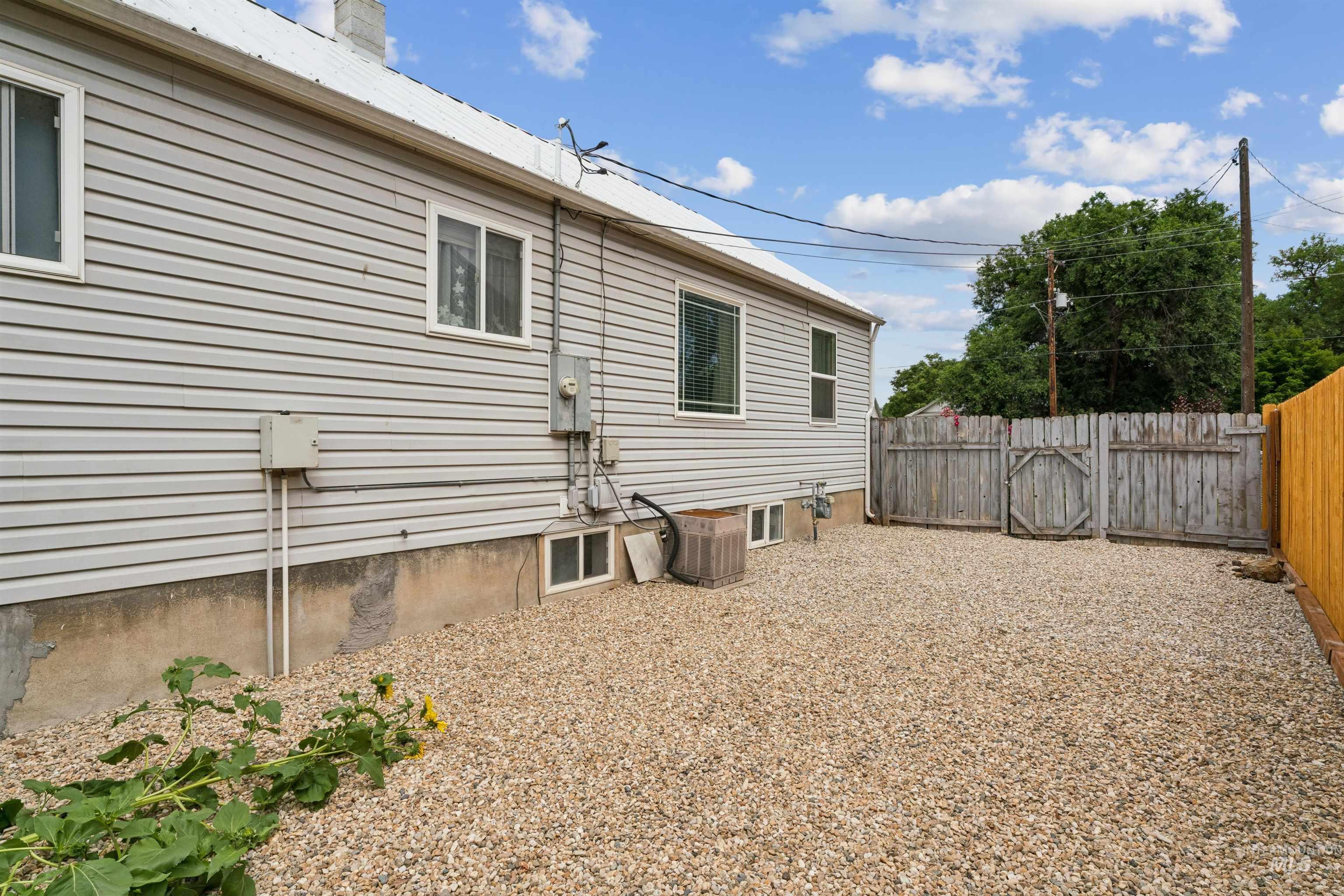 839 N 6th Street, Payette, Idaho 83661, 3 Bedrooms, 2 Bathrooms, Residential For Sale, Price $259,900,MLS 98993039