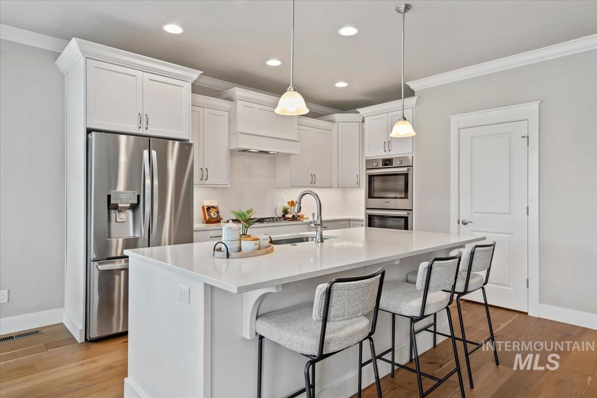 9339 W Summit Post Ct, Star, Idaho 83669, 3 Bedrooms, 2 Bathrooms, Residential For Sale, Price $649,900, 98993040