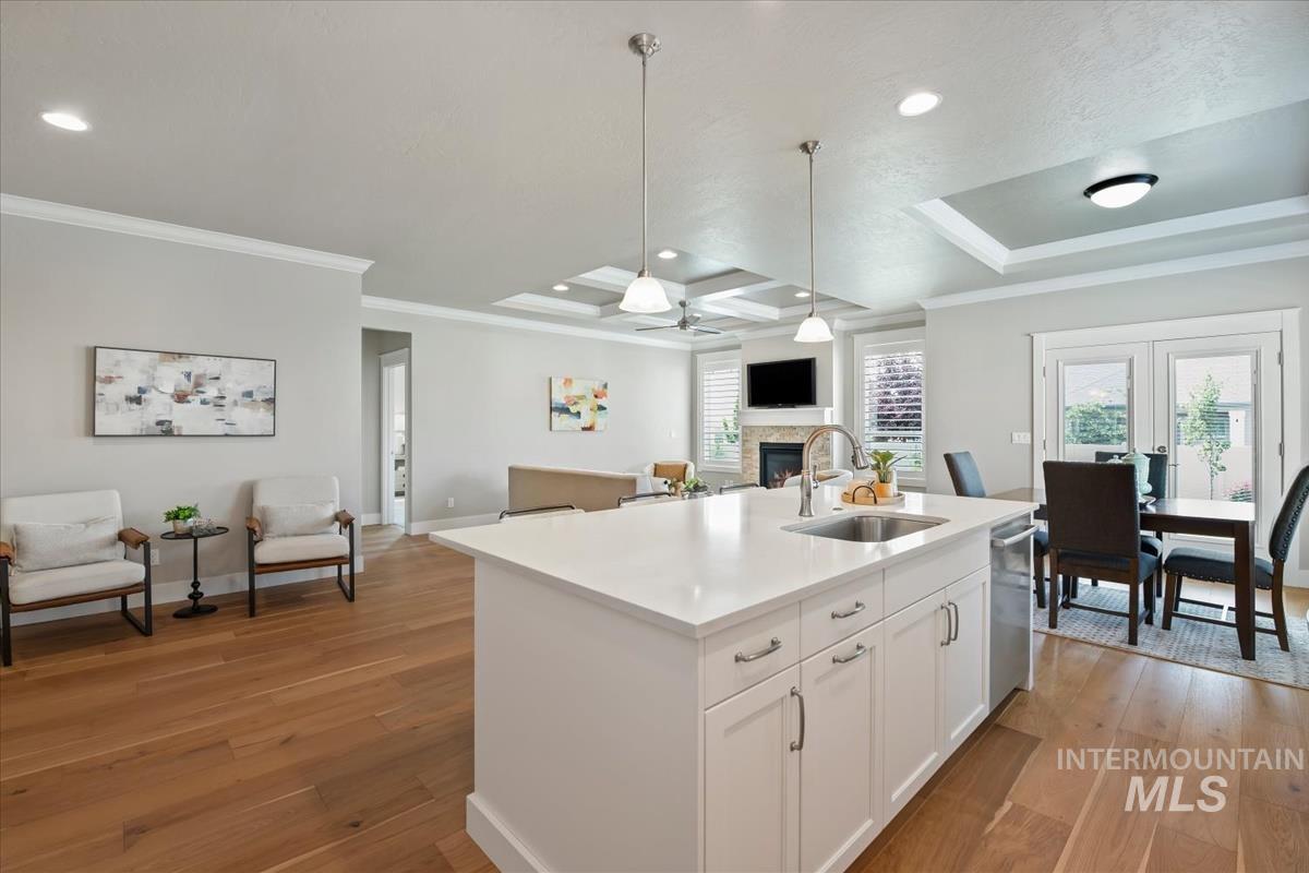 9339 W Summit Post Ct, Star, Idaho 83669, 3 Bedrooms, 2 Bathrooms, Residential For Sale, Price $649,900, 98993040