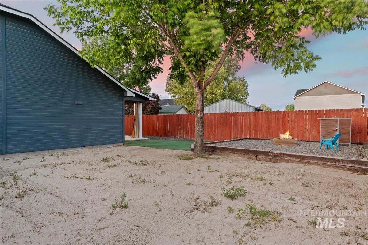 80 Cobblestone, Middleton, Idaho 83644, 3 Bedrooms, 2.5 Bathrooms, Residential For Sale, Price $400,000, 98993042