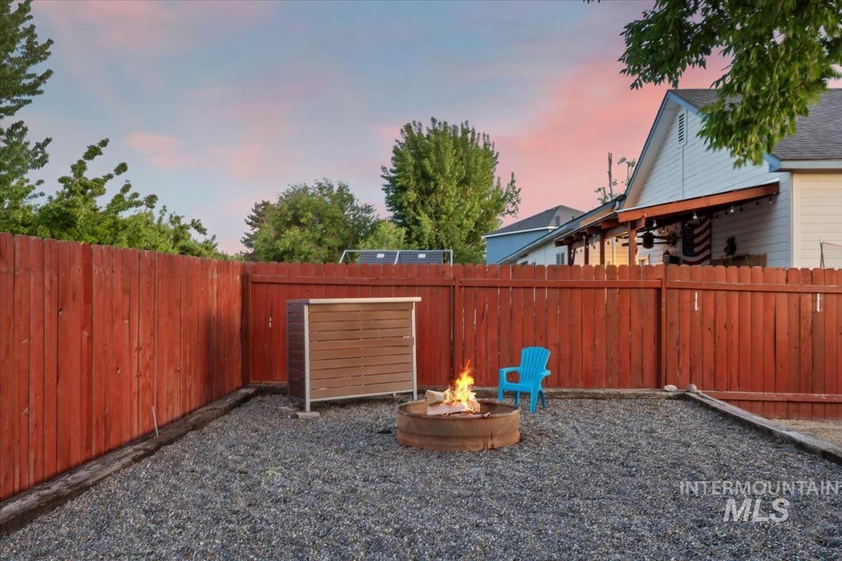 80 Cobblestone, Middleton, Idaho 83644, 3 Bedrooms, 2.5 Bathrooms, Residential For Sale, Price $400,000, 98993042