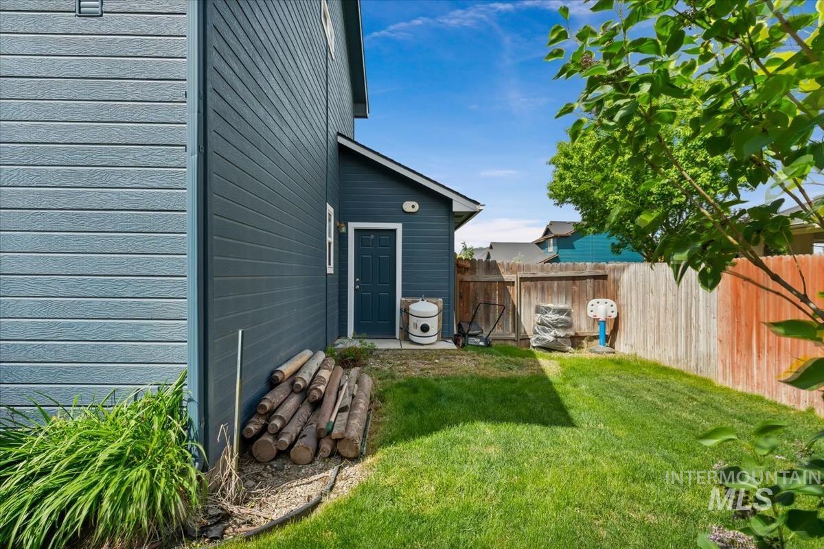 80 Cobblestone, Middleton, Idaho 83644, 3 Bedrooms, 2.5 Bathrooms, Residential For Sale, Price $400,000, 98993042