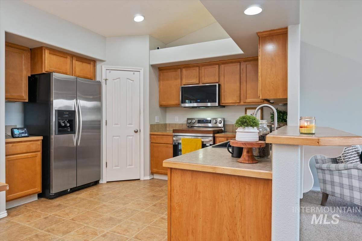 80 Cobblestone, Middleton, Idaho 83644, 3 Bedrooms, 2.5 Bathrooms, Residential For Sale, Price $400,000, 98993042