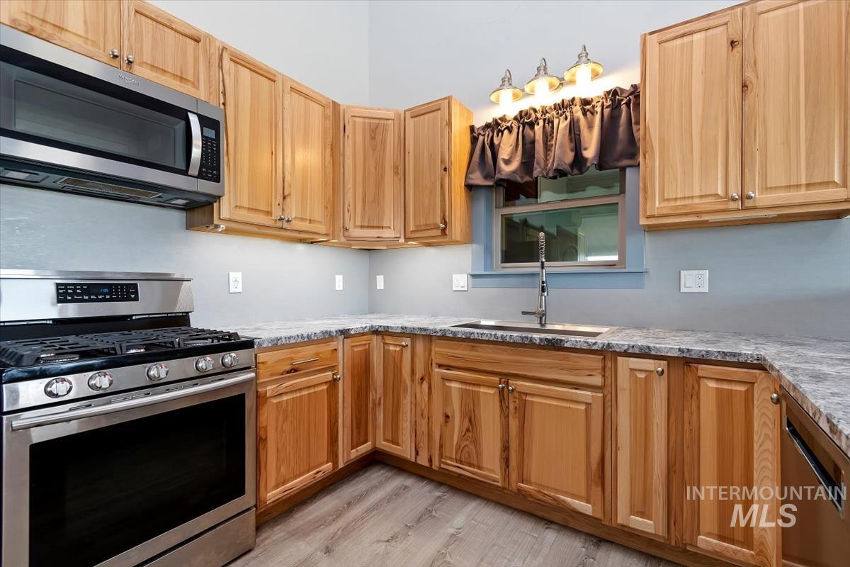 7360 Sage Brush Lane, Caldwell, Idaho 83607, 2 Bedrooms, 2.5 Bathrooms, Residential For Sale, Price $1,199,000,MLS 98993044