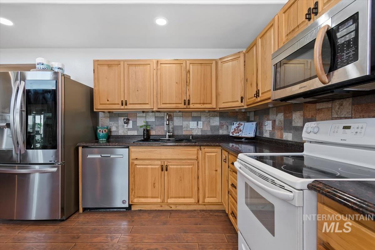 7360 Sage Brush Lane, Caldwell, Idaho 83607, 2 Bedrooms, 2.5 Bathrooms, Residential For Sale, Price $1,199,000,MLS 98993044