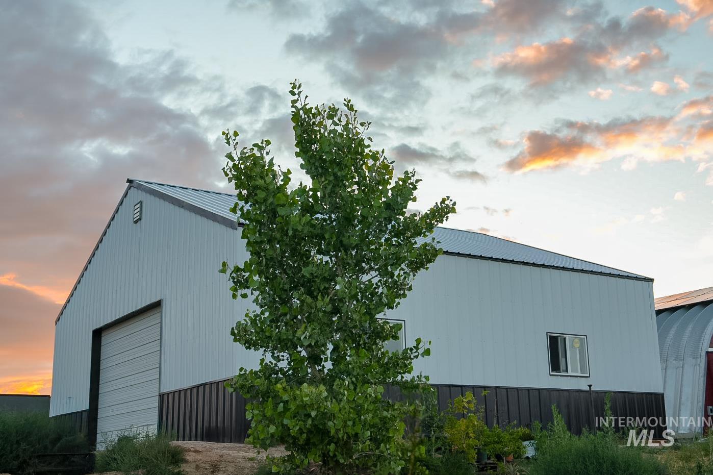 7360 Sage Brush Lane, Caldwell, Idaho 83607, 2 Bedrooms, 2.5 Bathrooms, Residential For Sale, Price $1,199,000,MLS 98993044