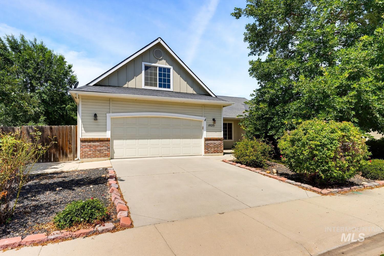 1025 N Portchester Ave, Meridian, Idaho 83642, 3 Bedrooms, 2 Bathrooms, Residential For Sale, Price $425,000, 98993047